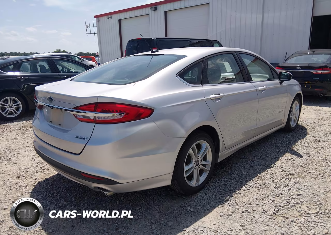 2018 Ford Fusion Hybrid S VIN:3FA6P0UU6JR271607 - 4