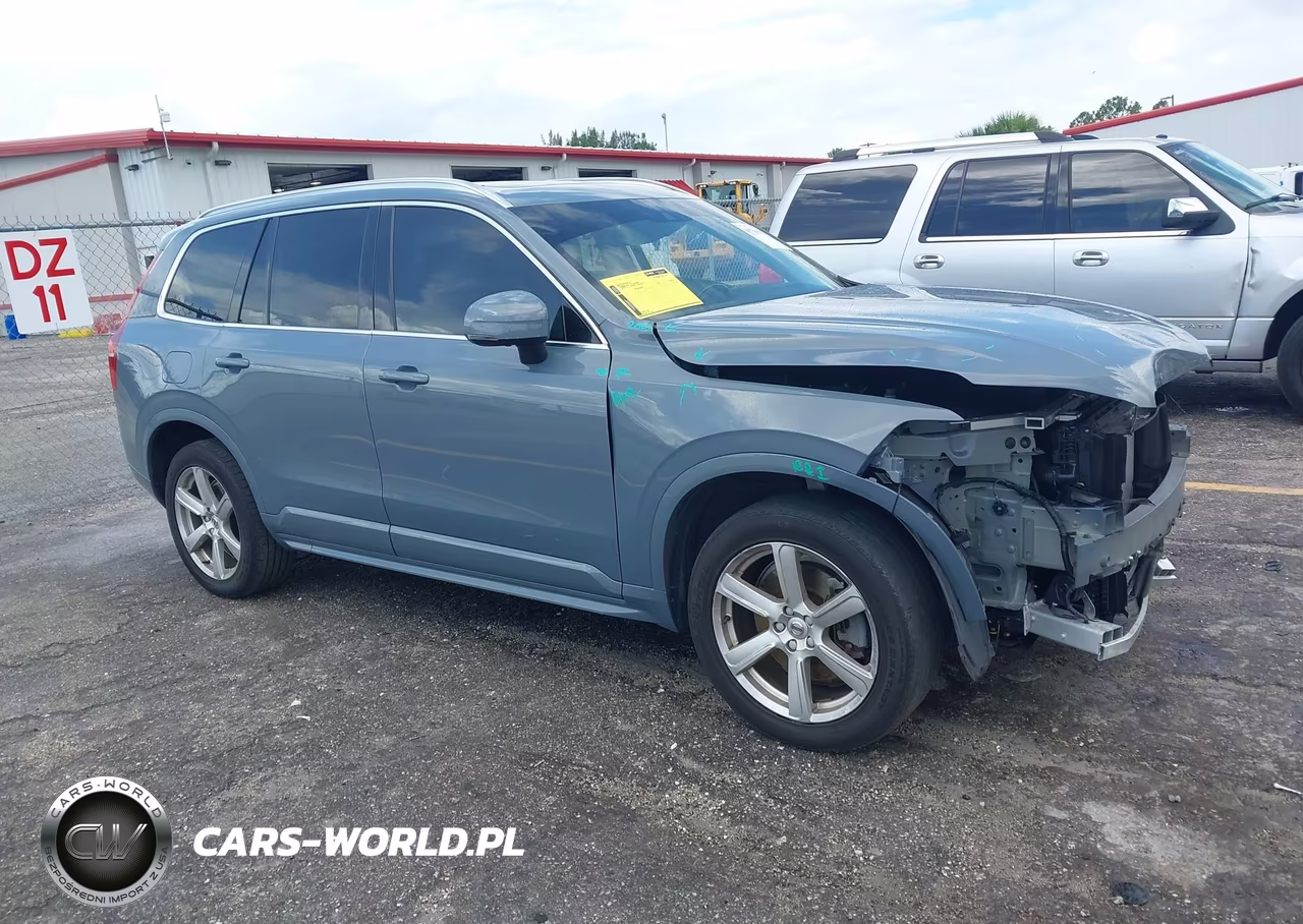 2022 Volvo Xc90 T5 Momentum 7 Passenger – zdjęcie 1 z 16