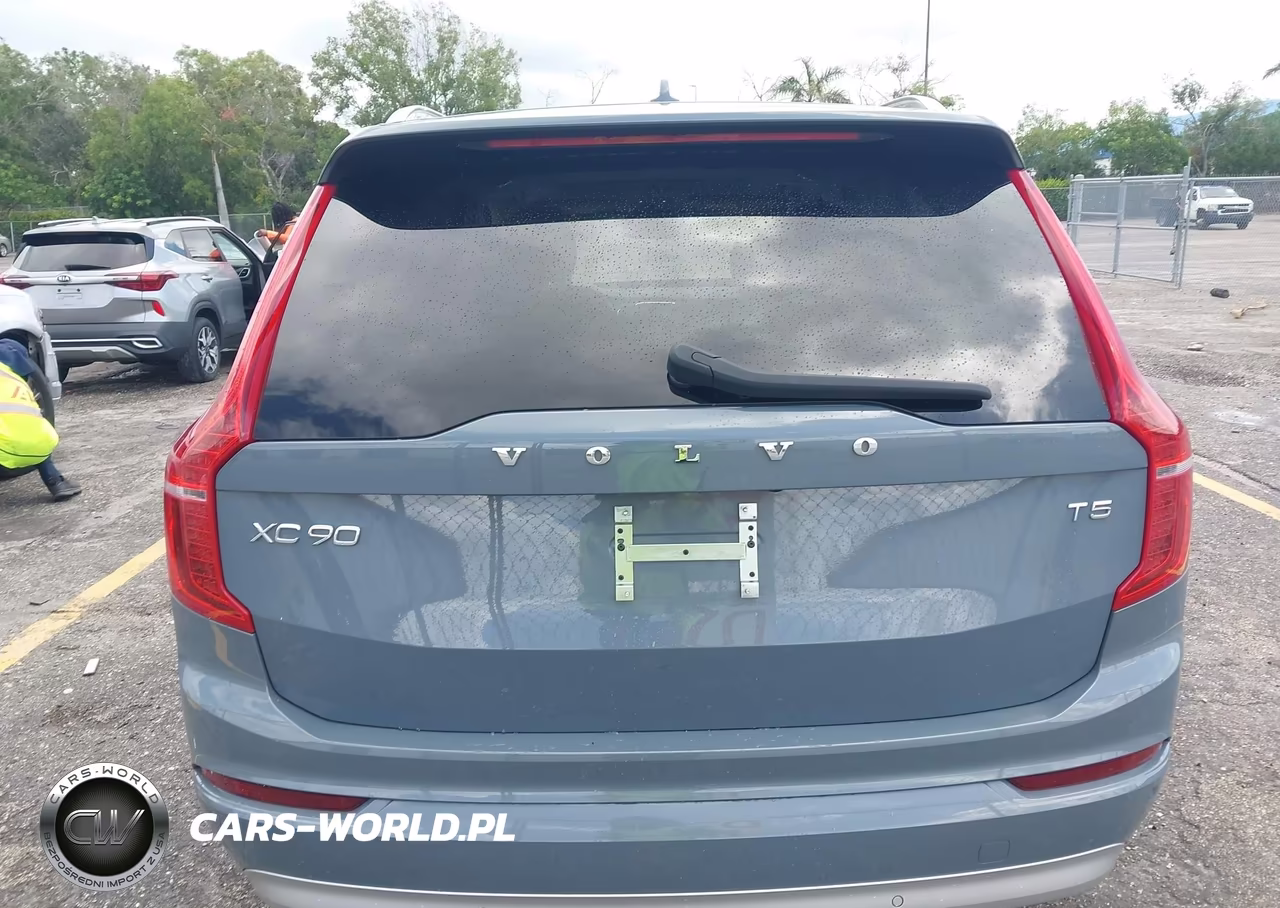 2022 Volvo Xc90 T5 Momentum 7 Passenger VIN:YV4102CK9N1828401 - 16