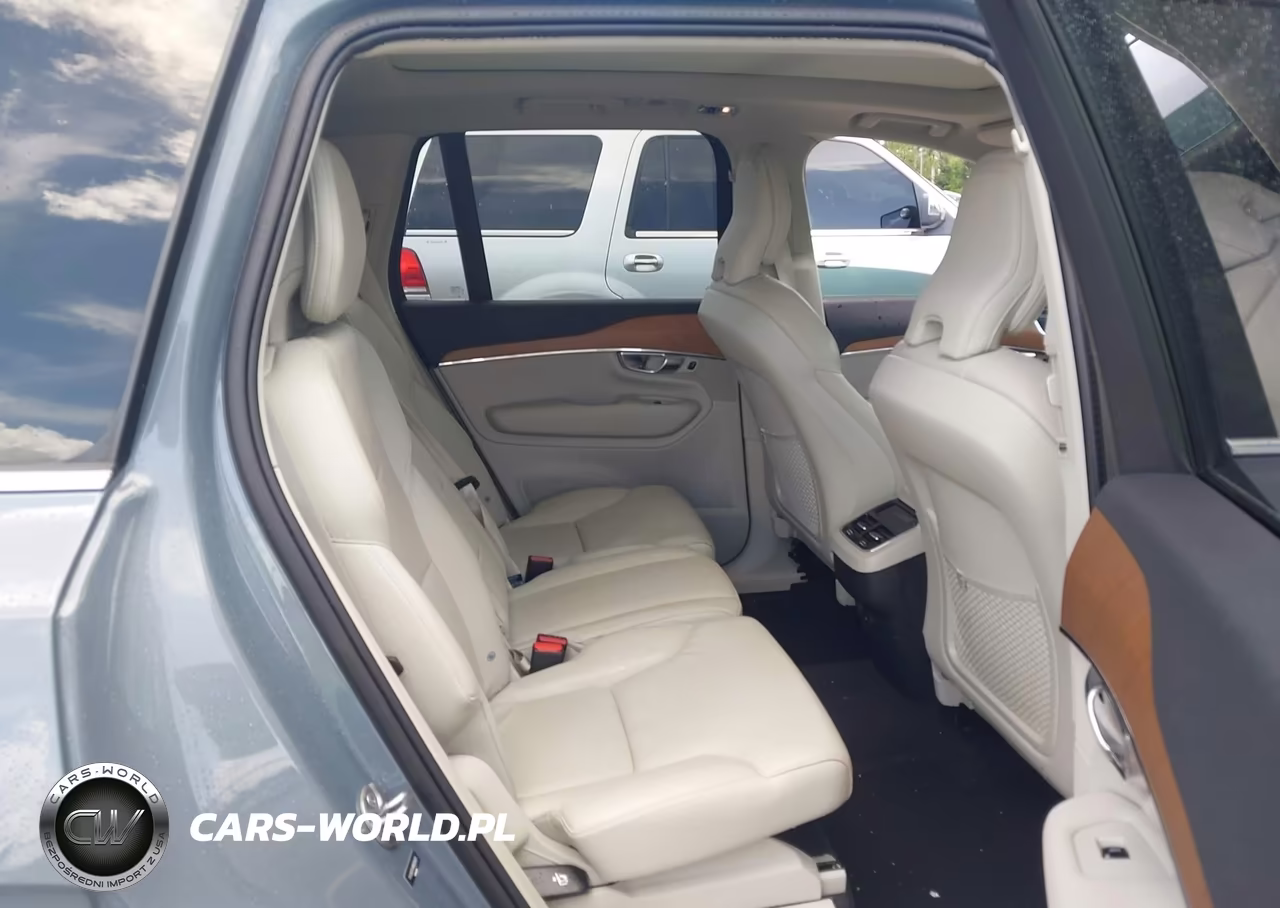 2022 Volvo Xc90 T5 Momentum 7 Passenger VIN:YV4102CK9N1828401 - 8