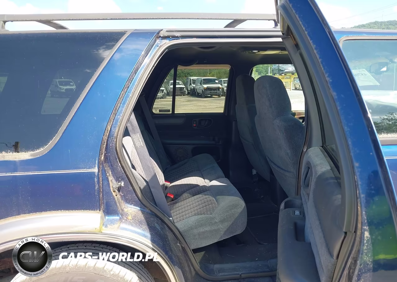 1998 Chevrolet Blazer Ls VIN:1GNDT13W1W2296908 - 8
