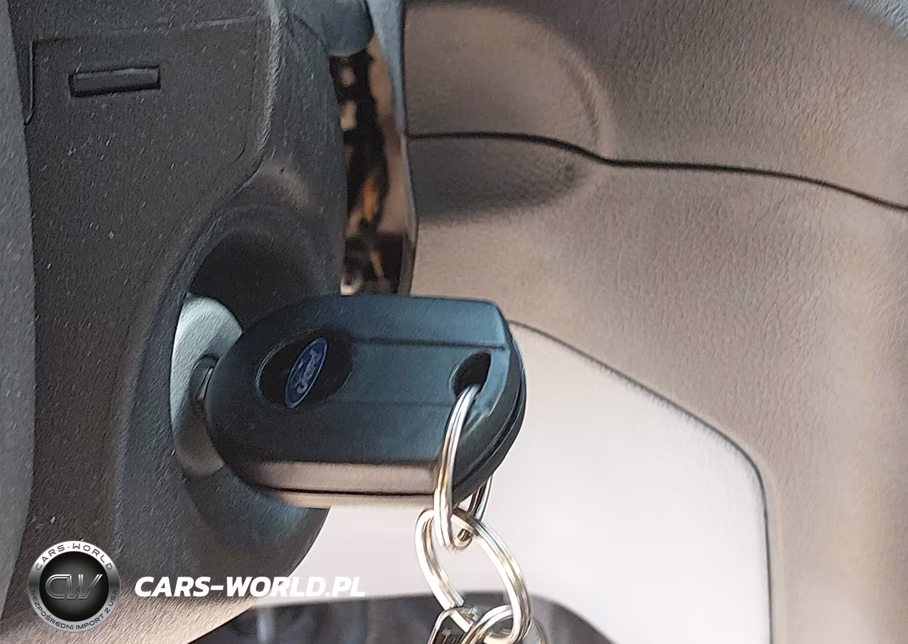 2018 Ford Transit-250 Cutaway VIN:1FDYR5PM0JKB23040 - 11