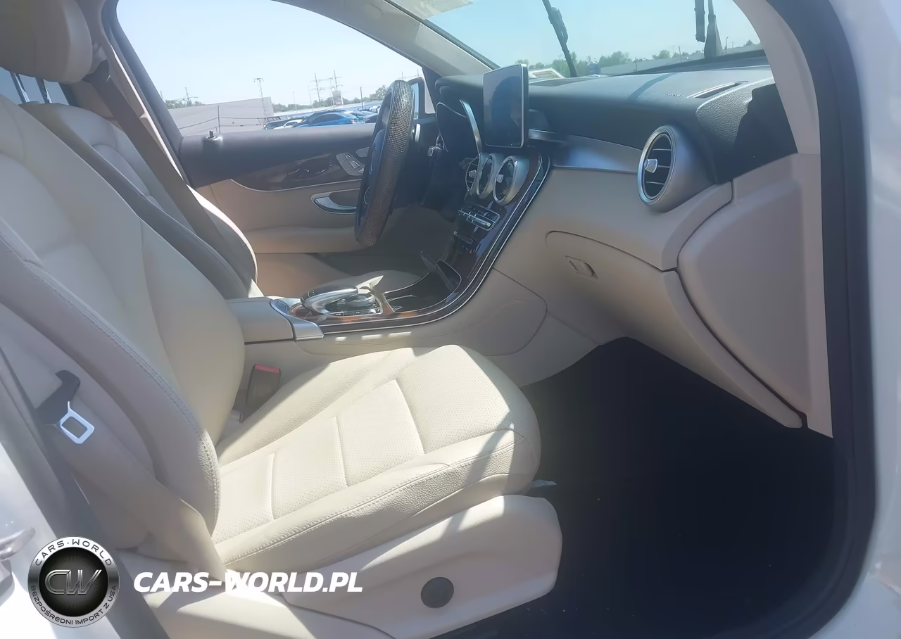 2017 Mercedes-Benz Glc 300 4Matic VIN:WDC0G4KB4HF120209 - 5