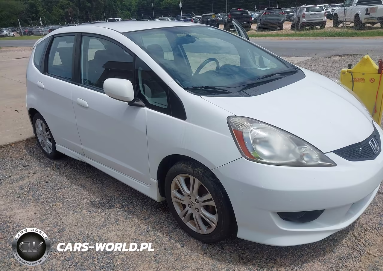 2011 Honda Fit Sport VIN:JHMGE8H51BC008431 - 6