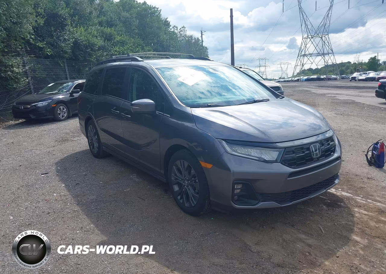 2025 Honda Odyssey Touring – zdjęcie 1 z 16