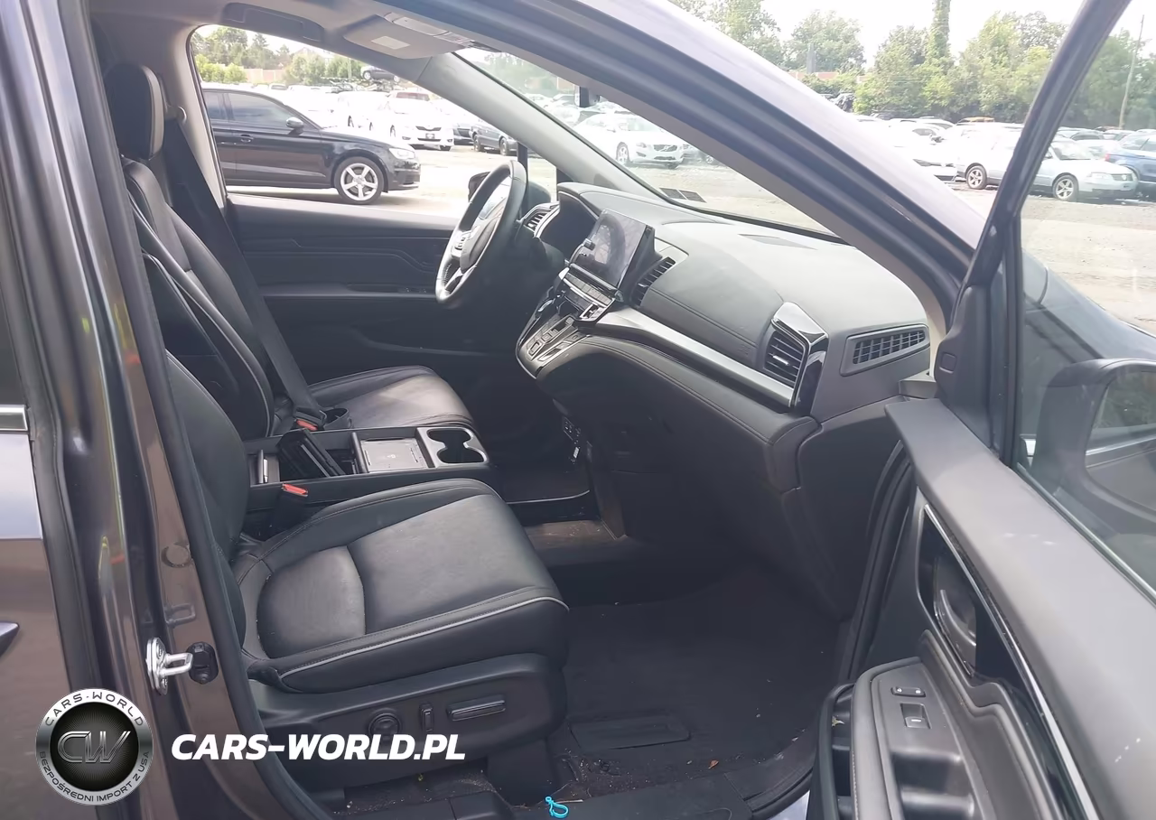 2025 Honda Odyssey Touring VIN:5FNRL6H8XSB002435 - 5