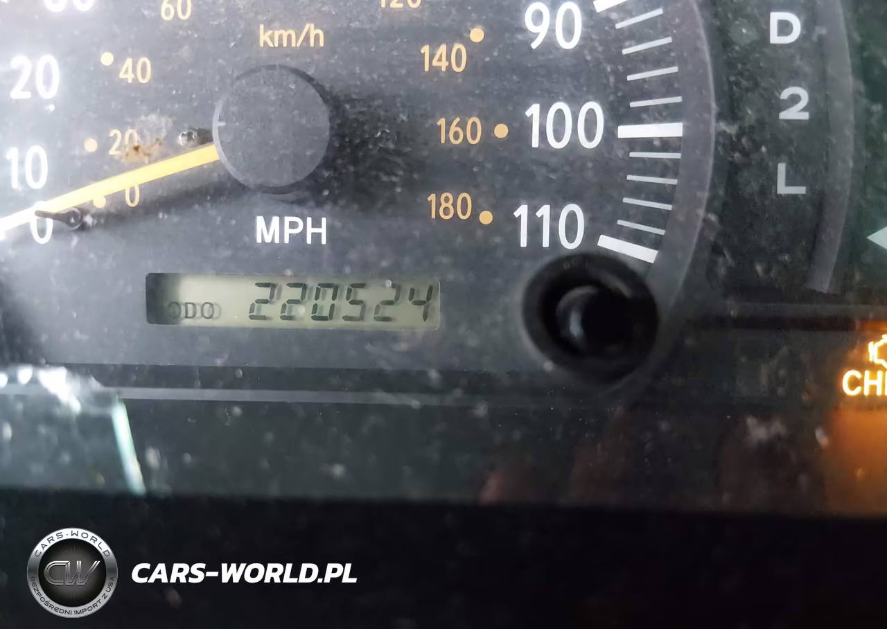 2002 Toyota Tundra Ltd V8 VIN:5TBRT38102S329223 - 15