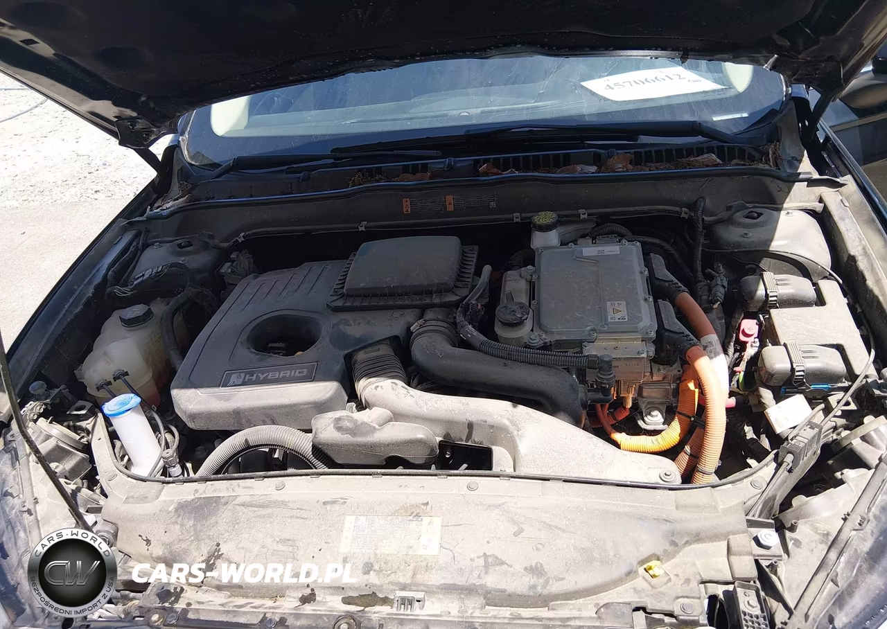 2018 Ford Fusion Hybrid S VIN:3FA6P0UU5JR271615 - 10