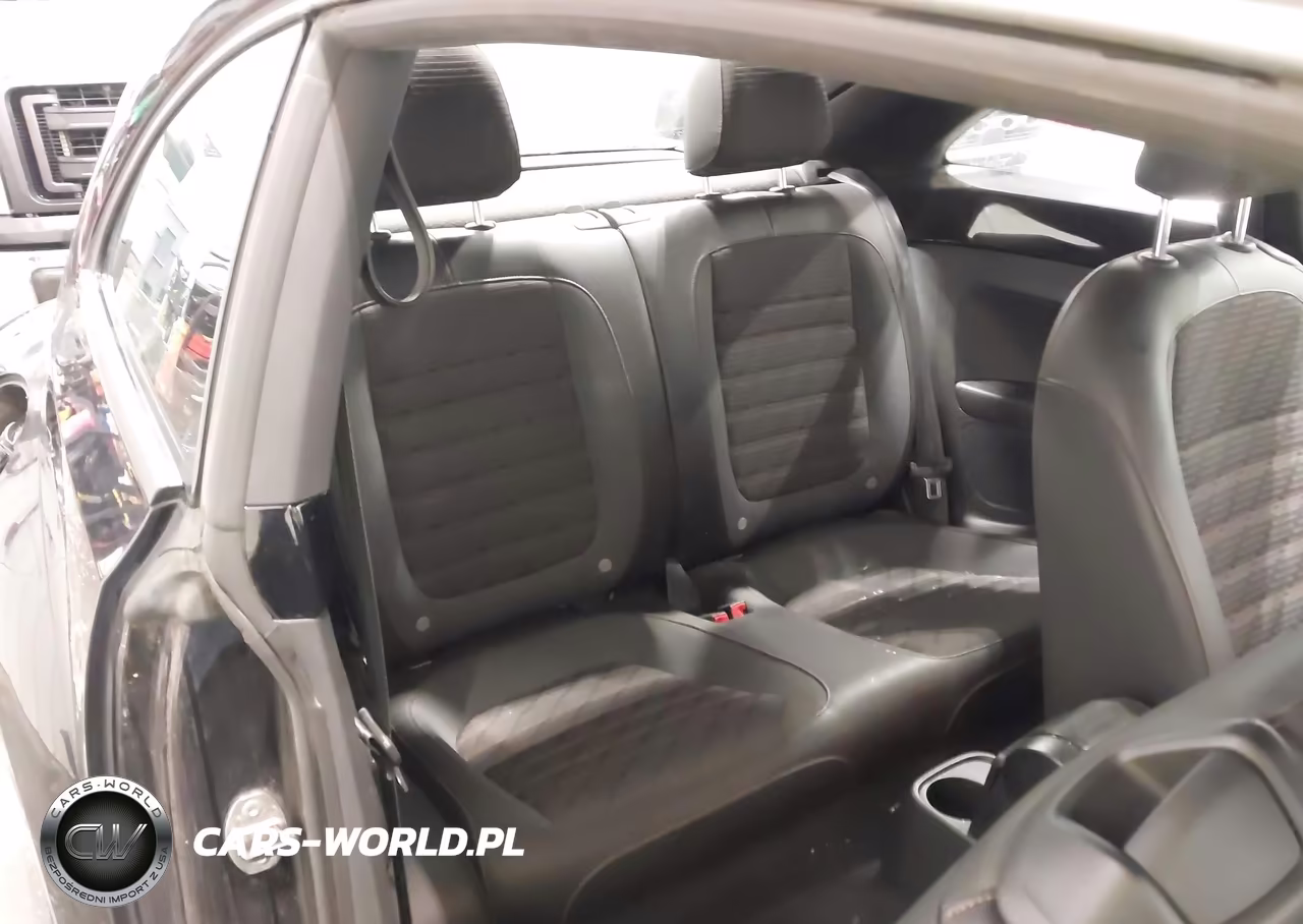 2013 Volkswagen Beetle 2.0T Fender Edition VIN:3VWV67AT0DM656012 - 8
