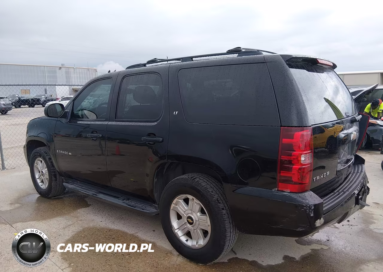 2009 Chevrolet Tahoe Lt1 VIN:1GNEC23379R232397 - 3
