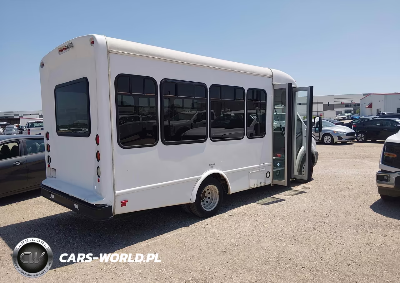 2017 Ford Transit-350 Cutaway VIN:1FDES6PVXHKB43361 - 4