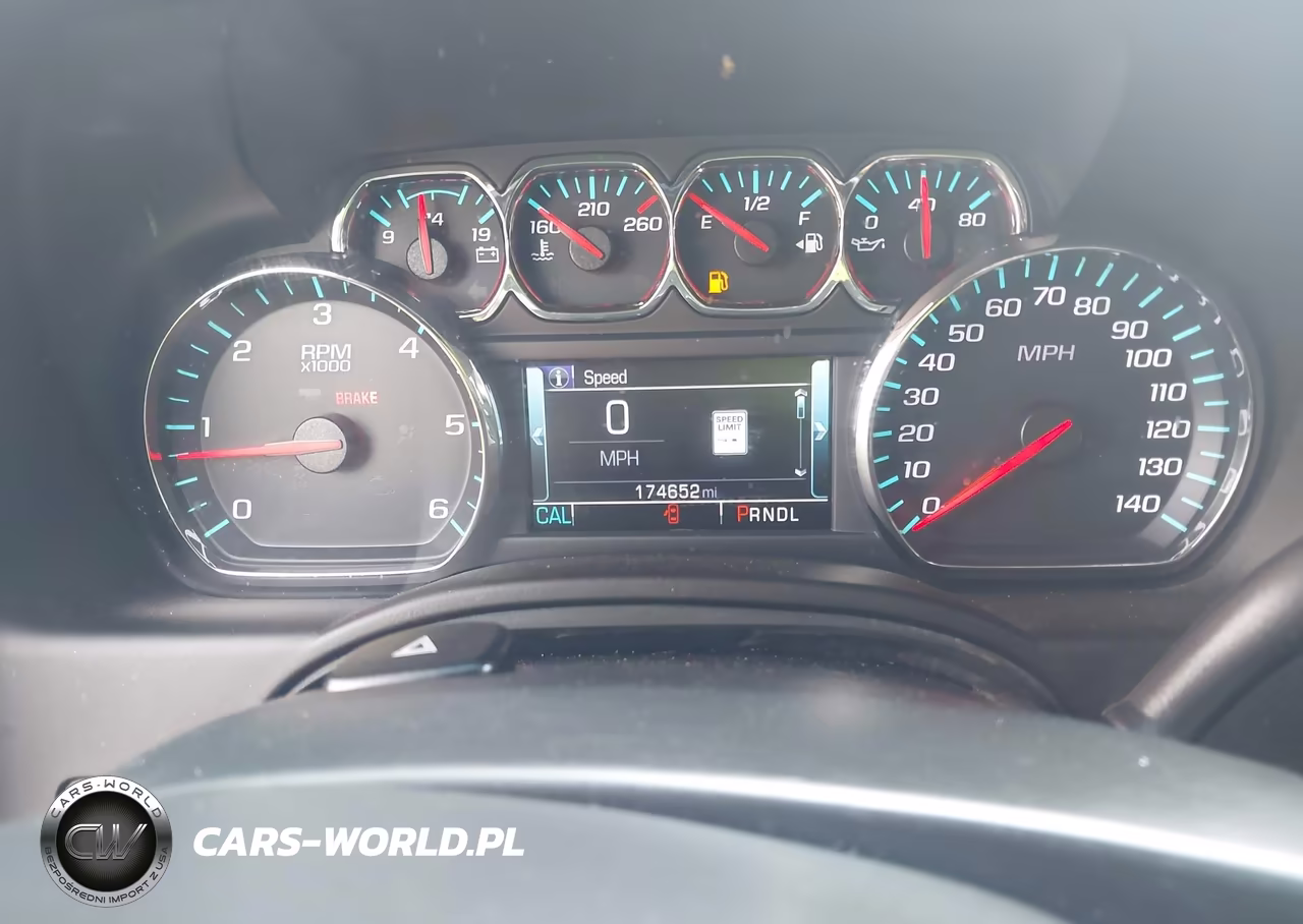 2017 Chevrolet Suburban Lt VIN:1GNSKHKC2HR200790 - 7