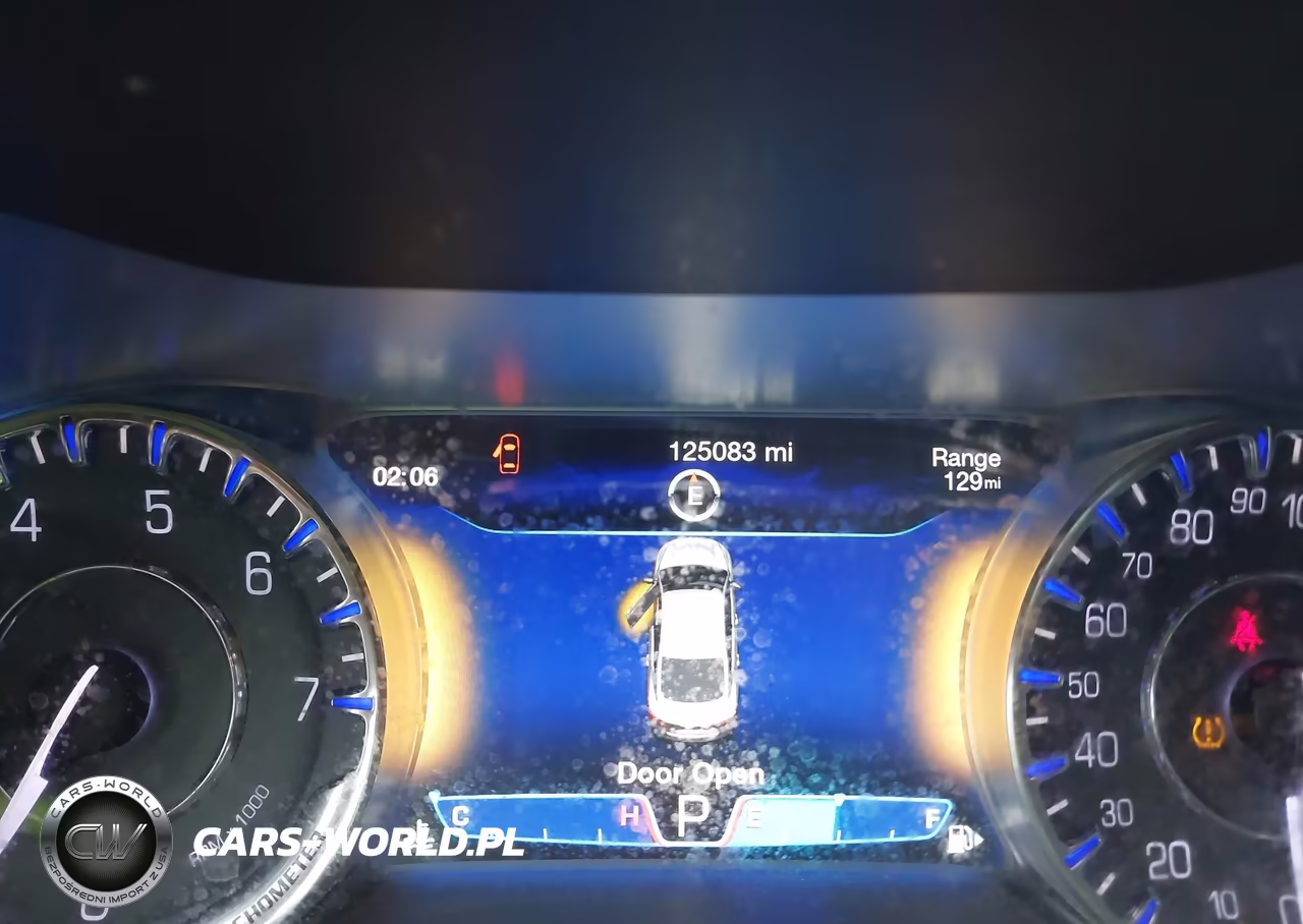 2015 Chrysler 200 C VIN:1C3CCCEG8FN606576 - 15