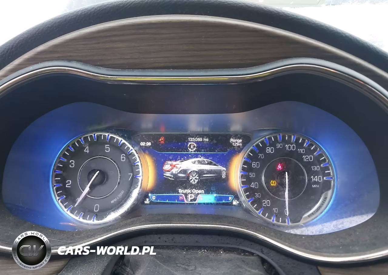 2015 Chrysler 200 C VIN:1C3CCCEG8FN606576 - 7