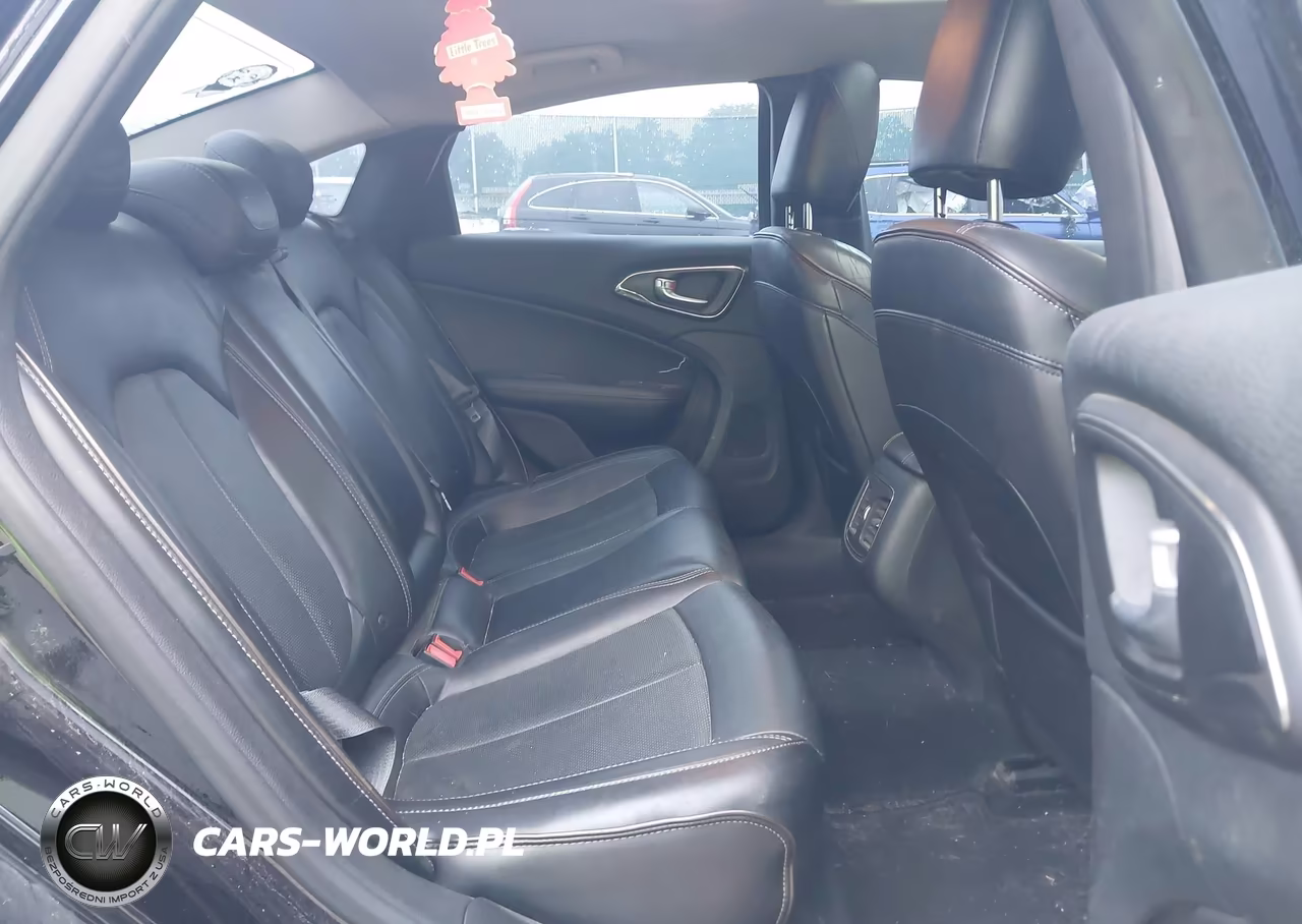 2015 Chrysler 200 C VIN:1C3CCCEG8FN606576 - 8