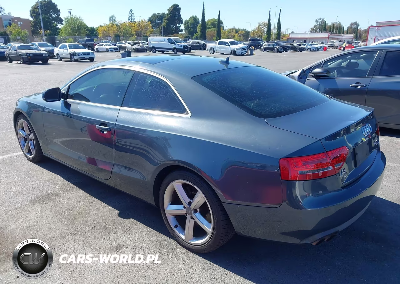 2010 Audi A5 2.0T Premium VIN:WAULFAFR0AA003237 - 3