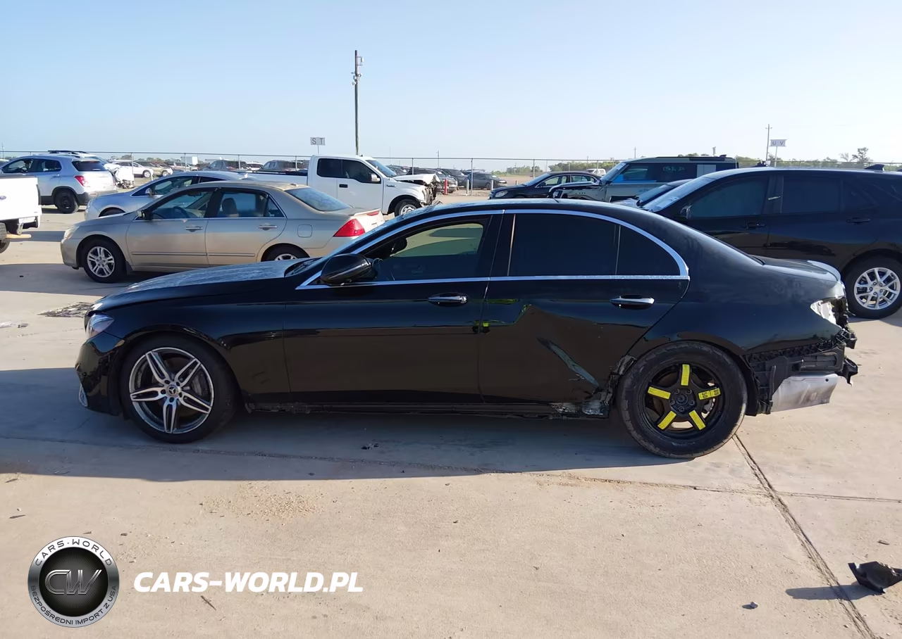 2019 Mercedes-Benz E 300 VIN:WDDZF4JB0KA608245 - 14