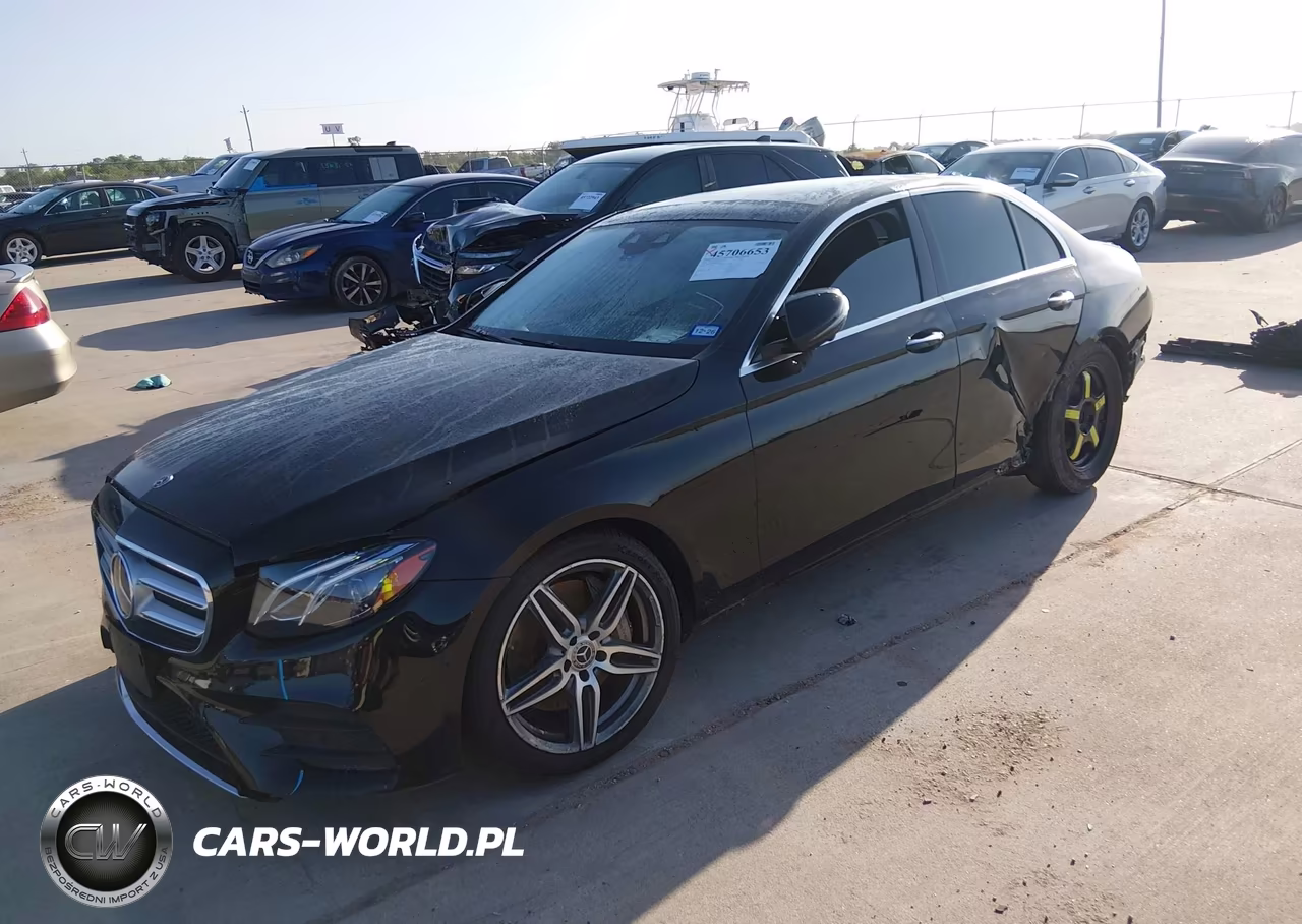 2019 Mercedes-Benz E 300 VIN:WDDZF4JB0KA608245 - 2
