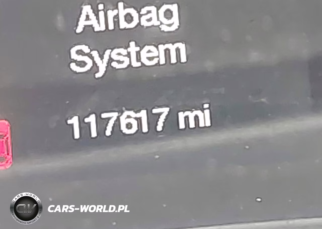 2015 Chrysler 200 Limited VIN:1C3CCCABXFN728432 - 12