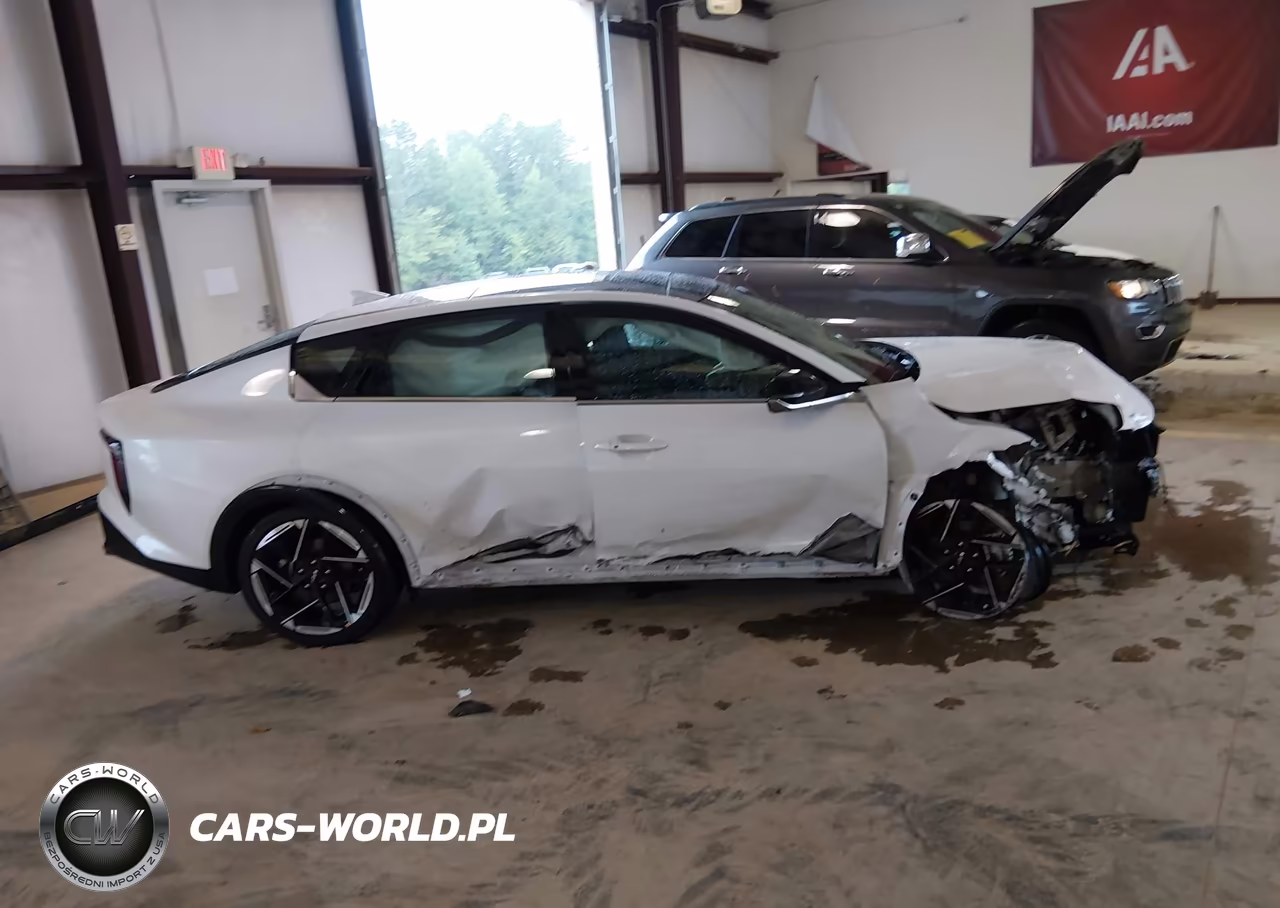 2026 Kia K4 Gt-Line VIN:3KPFW4DE3TE307373 - 14