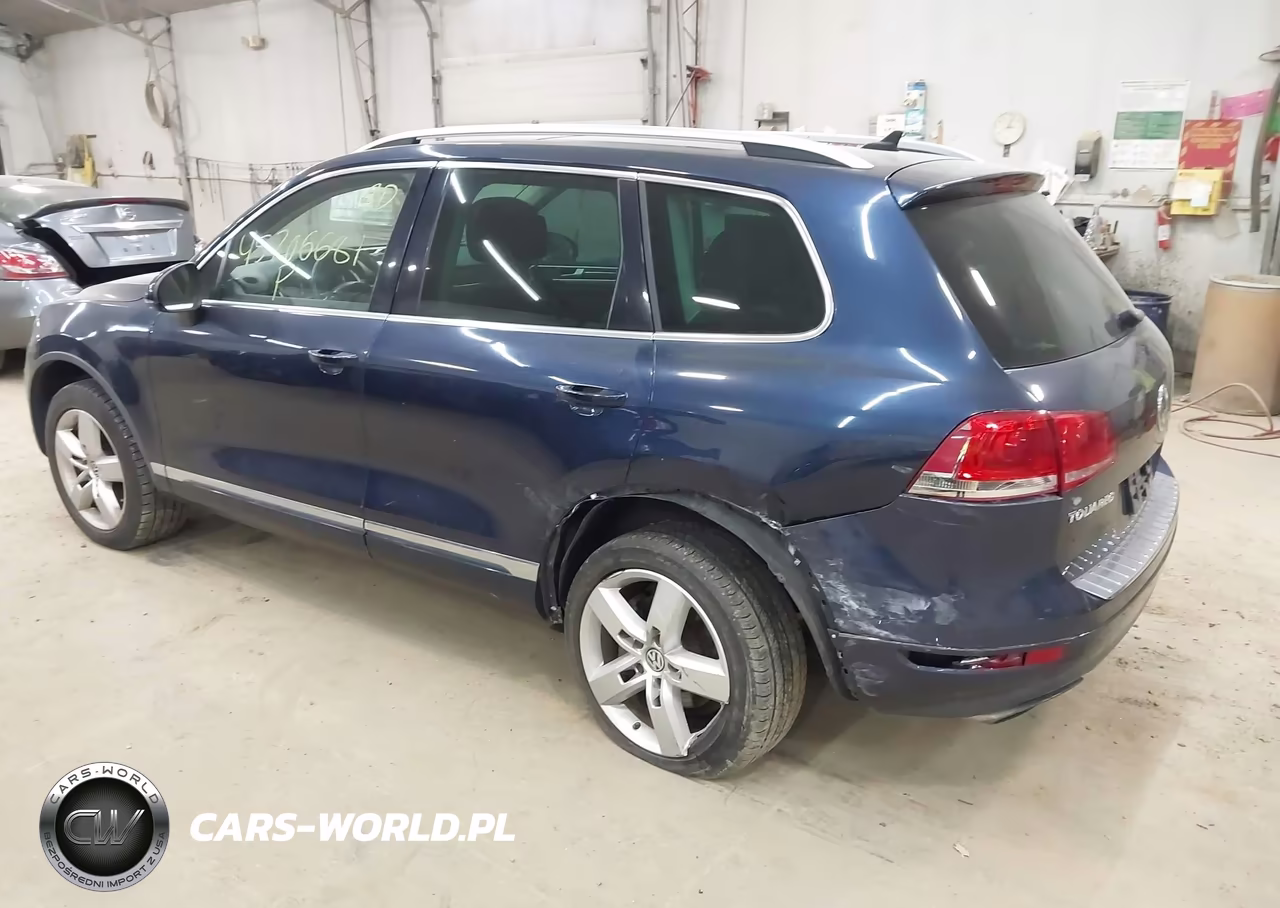 2013 Volkswagen Touareg Vr6 Lux VIN:WVGEF9BP8DD001894 - 3