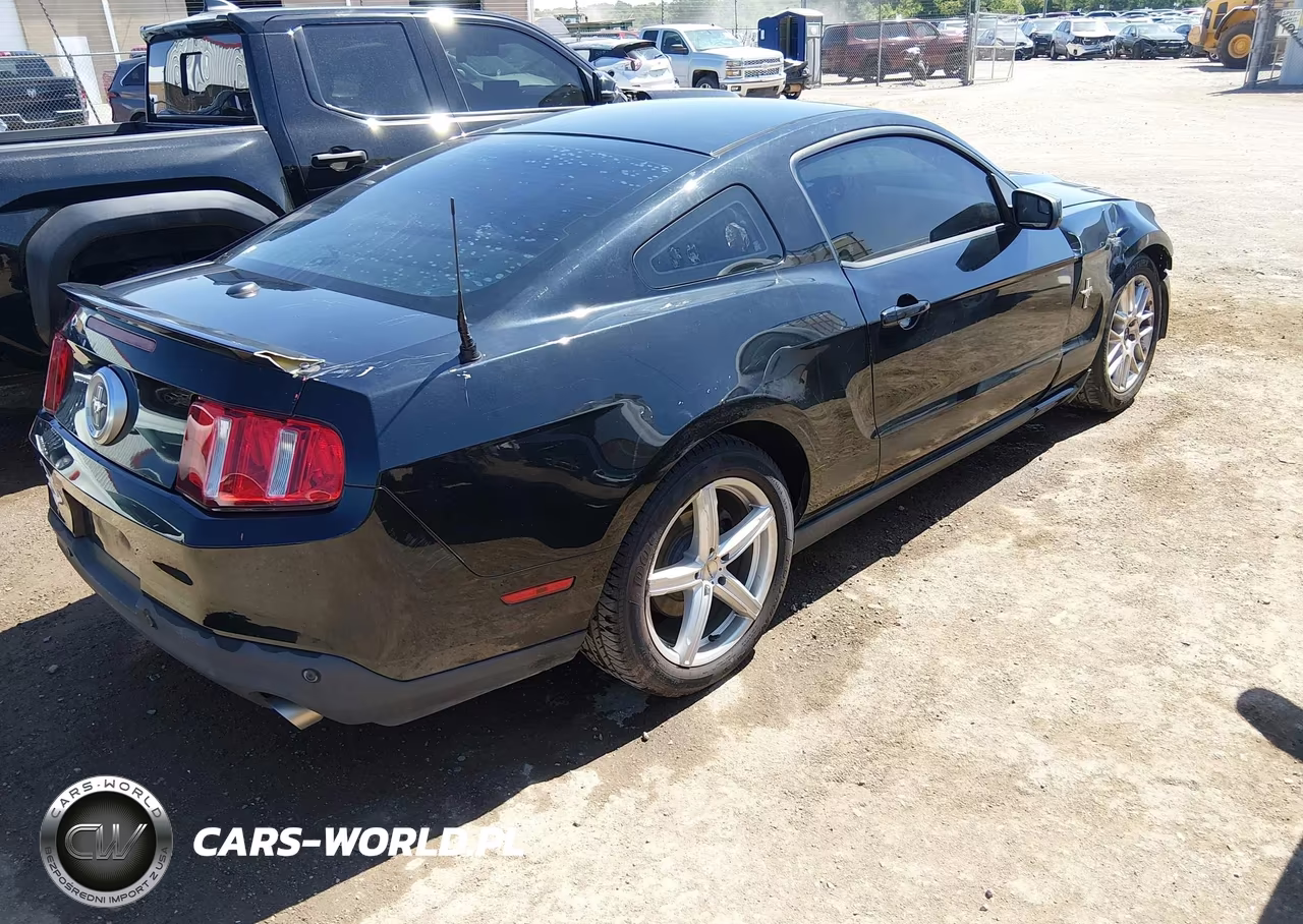 2012 Ford Mustang V6 Premium VIN:1ZVBP8AM2C5281775 - 4