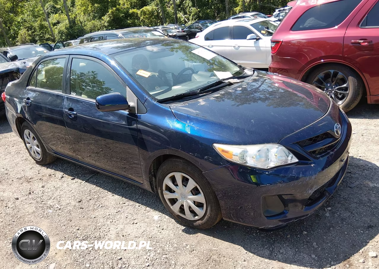 2011 Toyota Corolla Le – zdjęcie 1 z 16