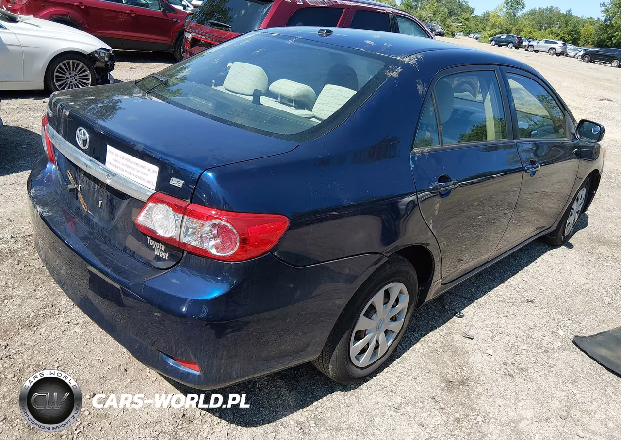 2011 Toyota Corolla Le VIN:JTDBU4EE4BJ091991 - 4
