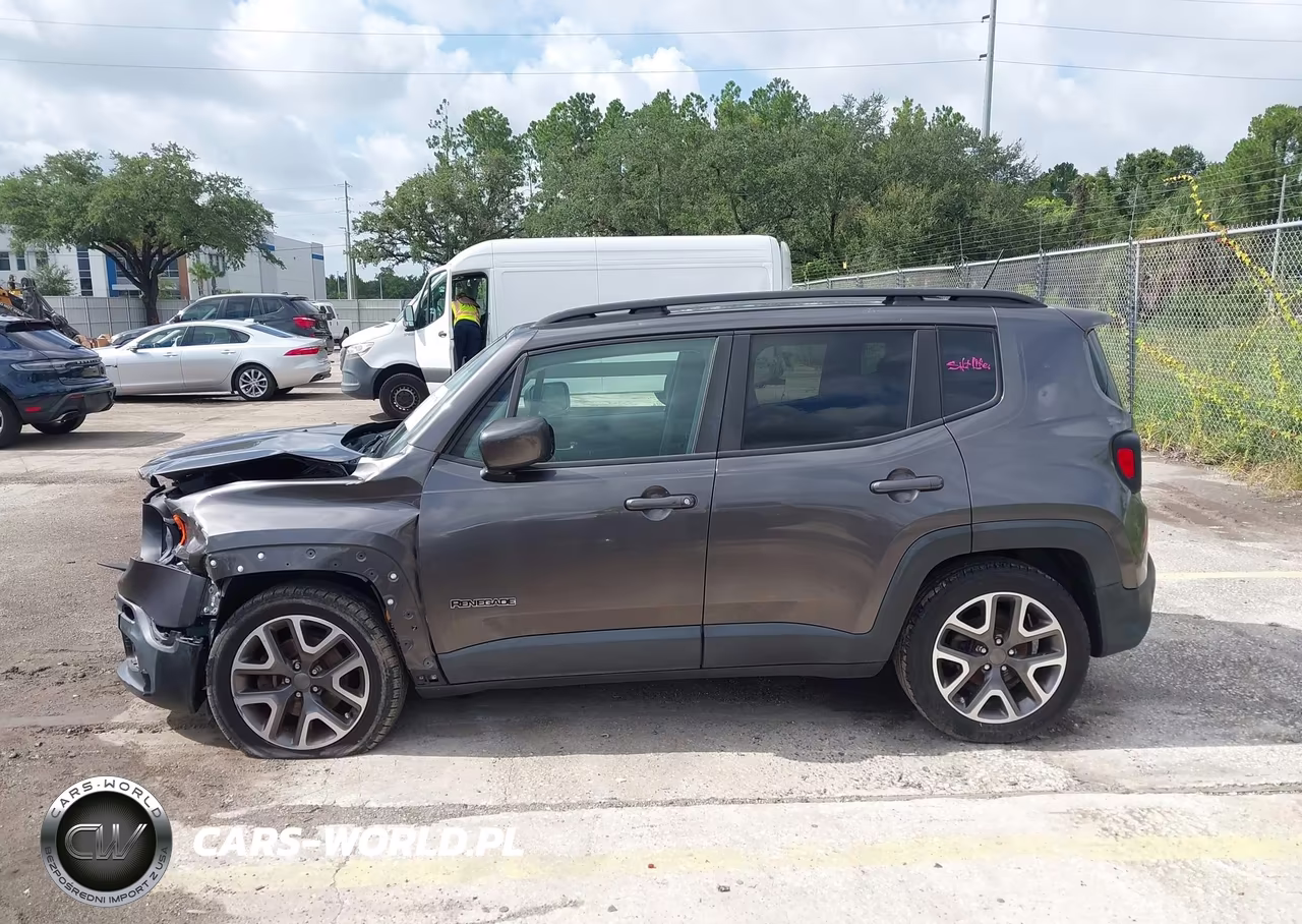 2017 Jeep Renegade Latitude VIN:ZACCJABB2HPG01897 - 14