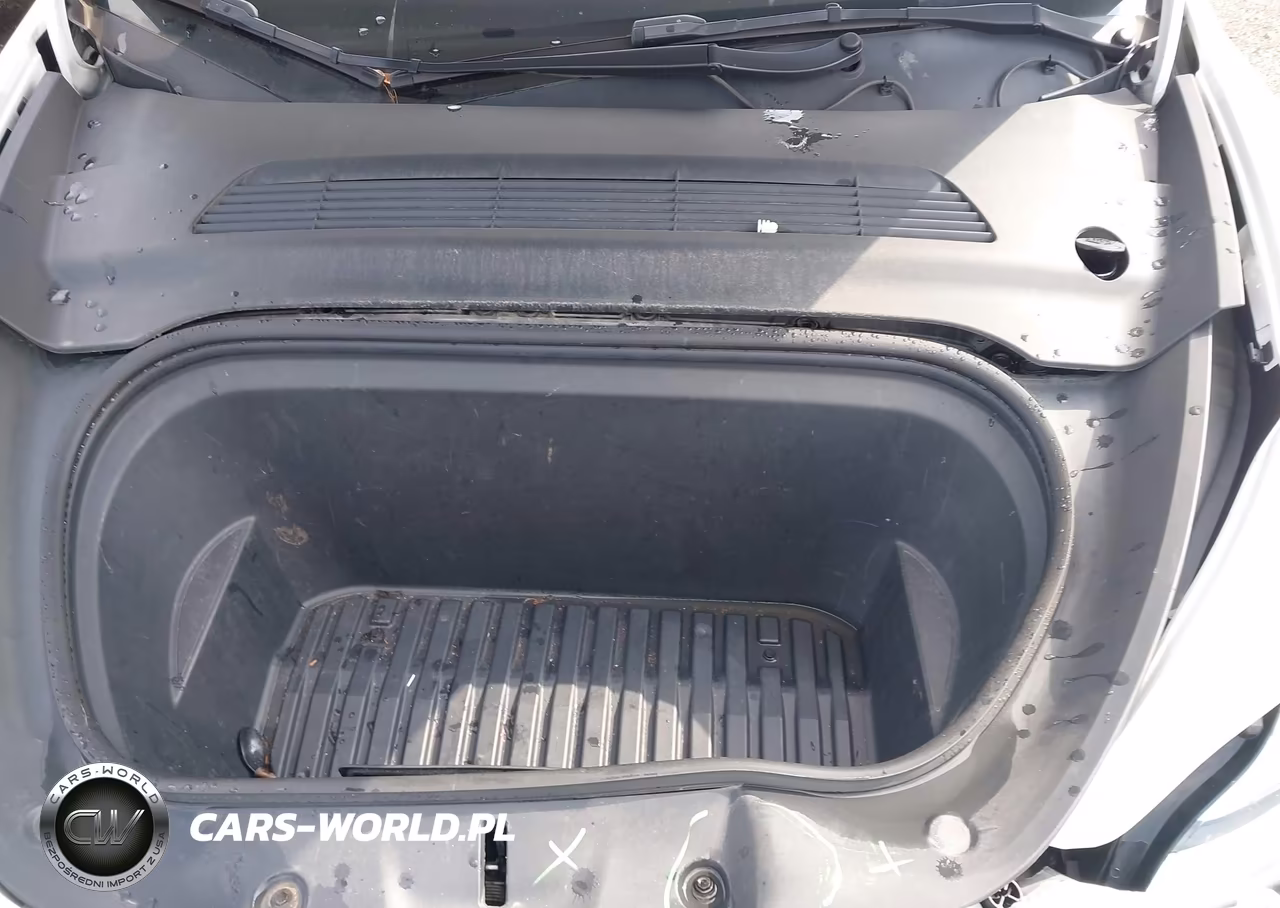 2021 Tesla Model Y Long Range Dual Motor All-Wheel Drive VIN:5YJYGDEEXMF266742 - 10
