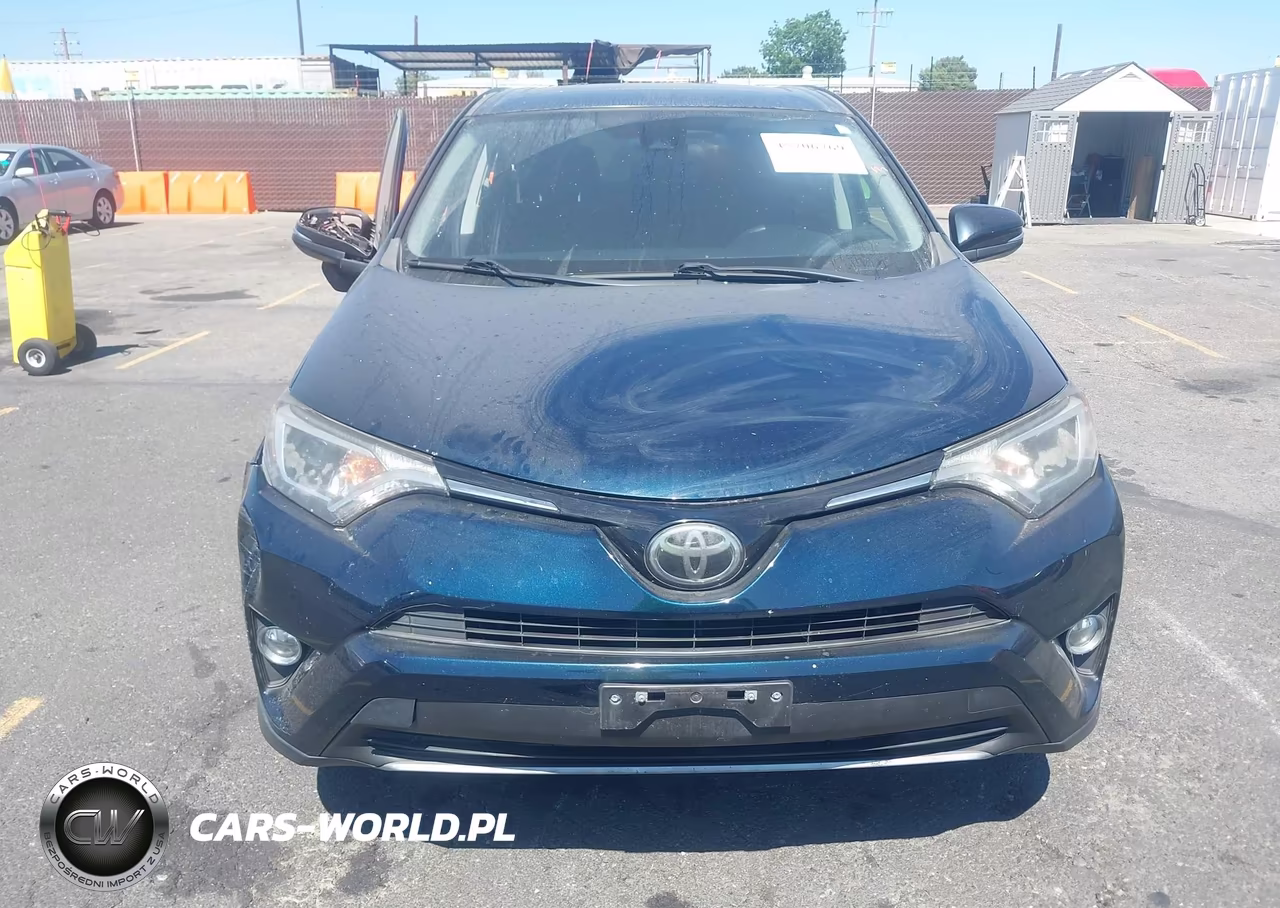 2017 Toyota Rav4 Xle VIN:JTMWFREV2HJ146178 - 12