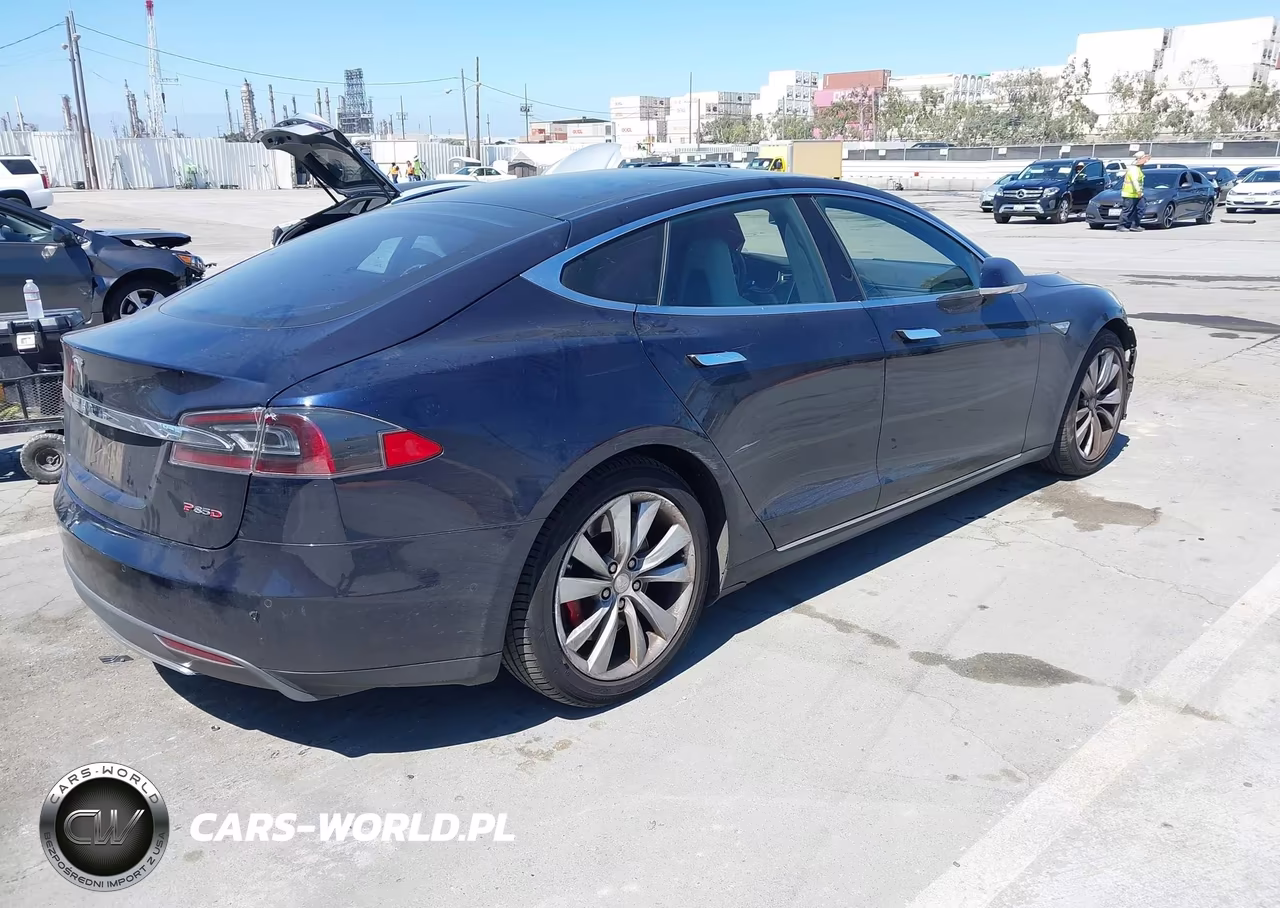 2015 Tesla Model S 70D-85D-P85D VIN:5YJSA1H25FFP79746 - 4