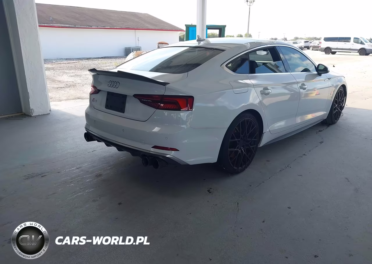 2018 Audi S5 3.0T Premium Plus VIN:WAUB4CF59JA030219 - 4