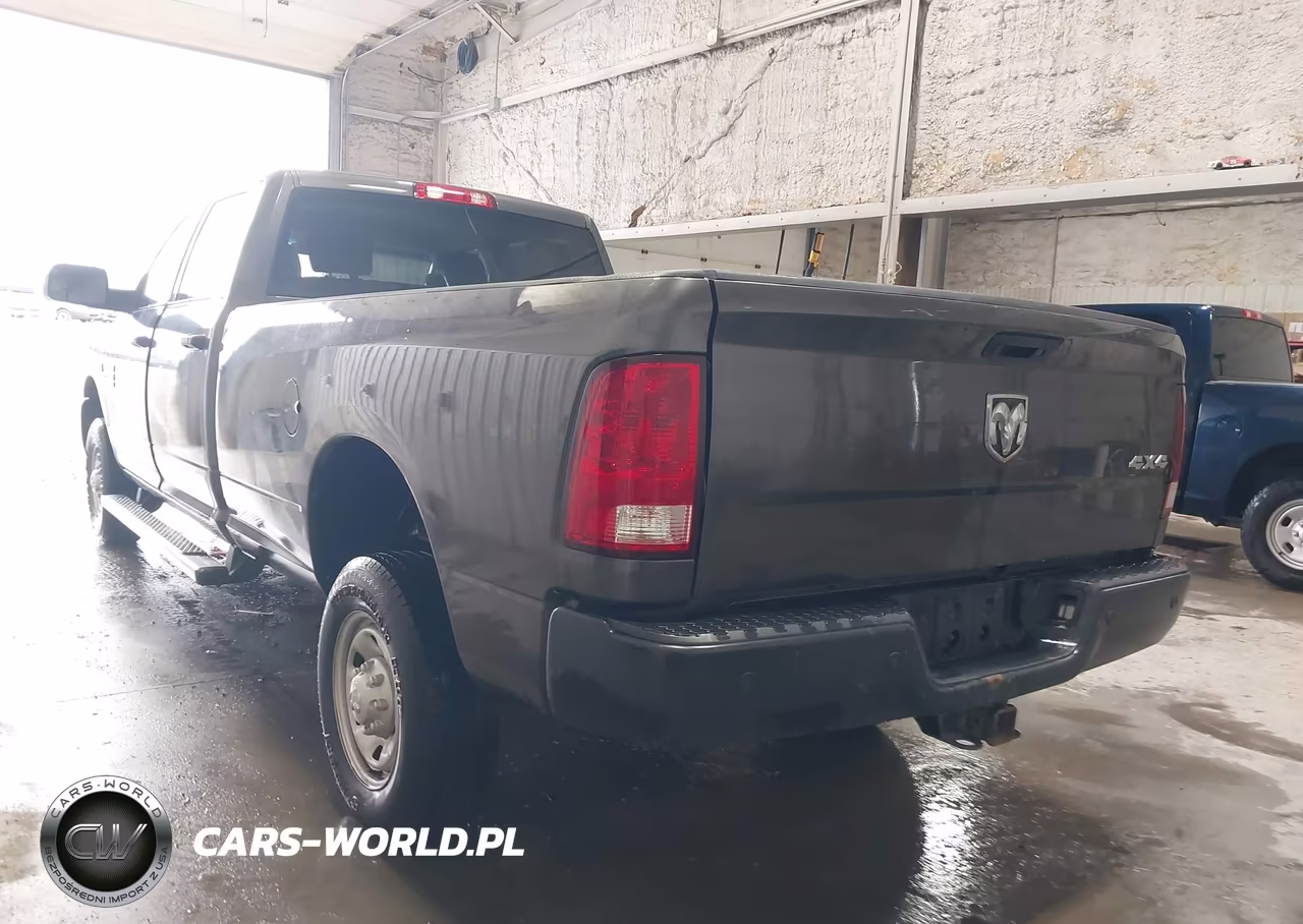 2018 Ram 2500 Tradesman 4X4 8' Box VIN:3C6TR5HT4JG149918 - 3
