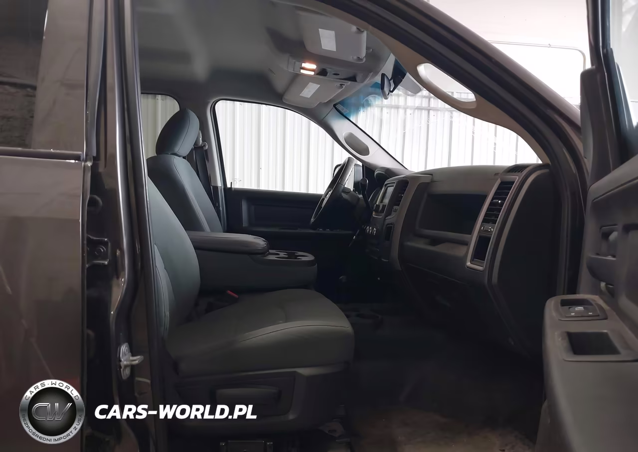 2018 Ram 2500 Tradesman 4X4 8' Box VIN:3C6TR5HT4JG149918 - 5