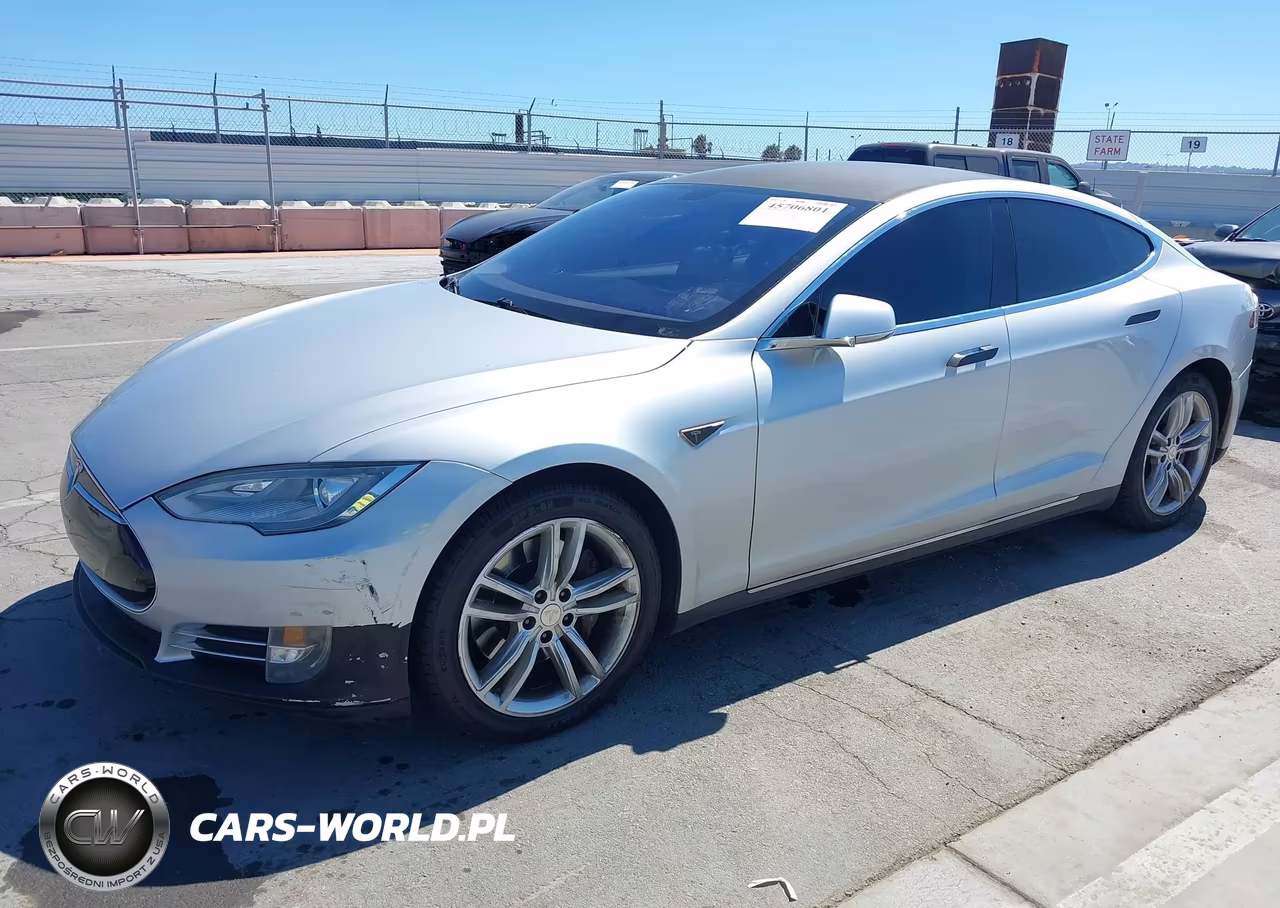 2013 Tesla Model S VIN:5YJSA1AC7DFP10802 - 2