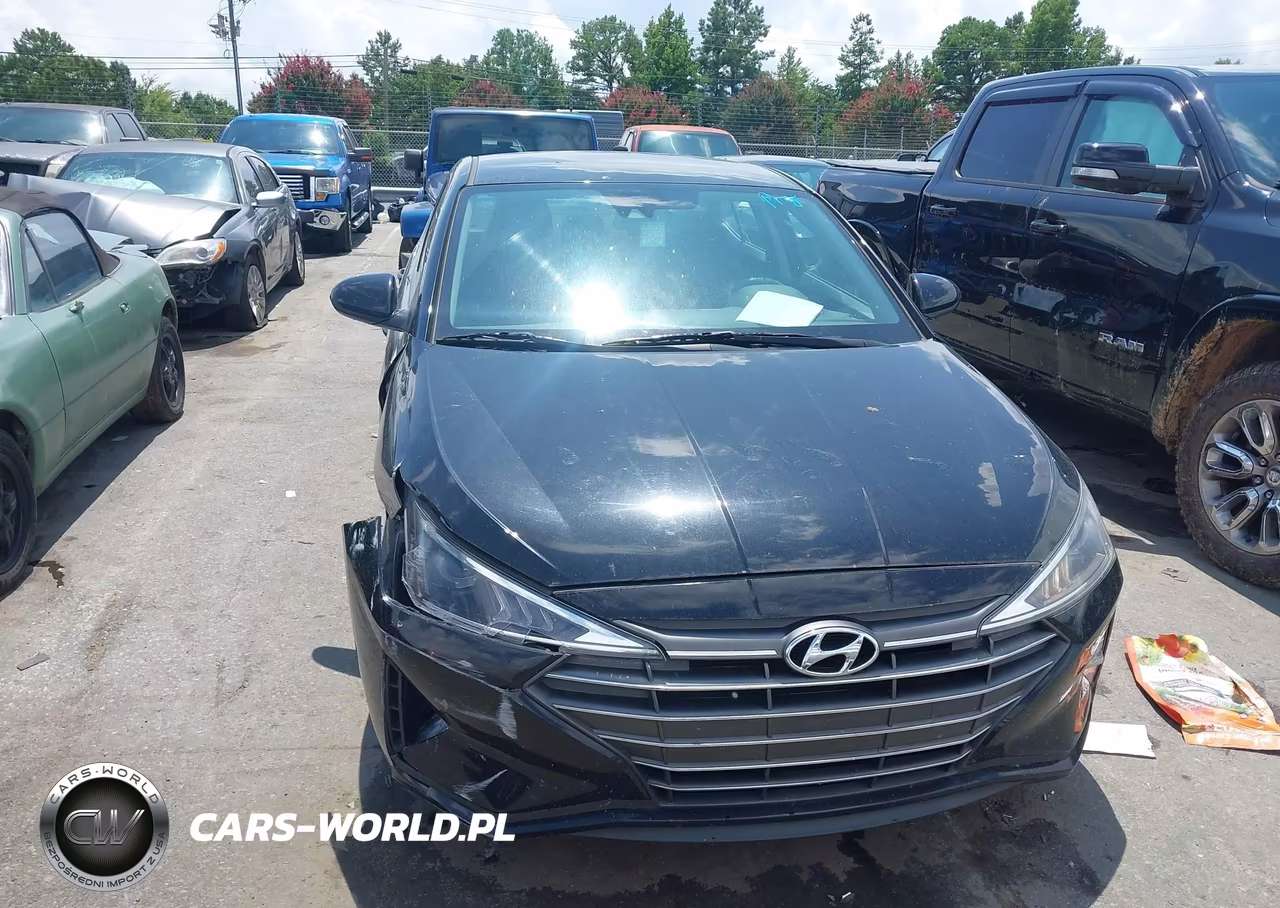 2019 Hyundai Elantra Sel VIN:5NPD84LF2KH447811 - 12
