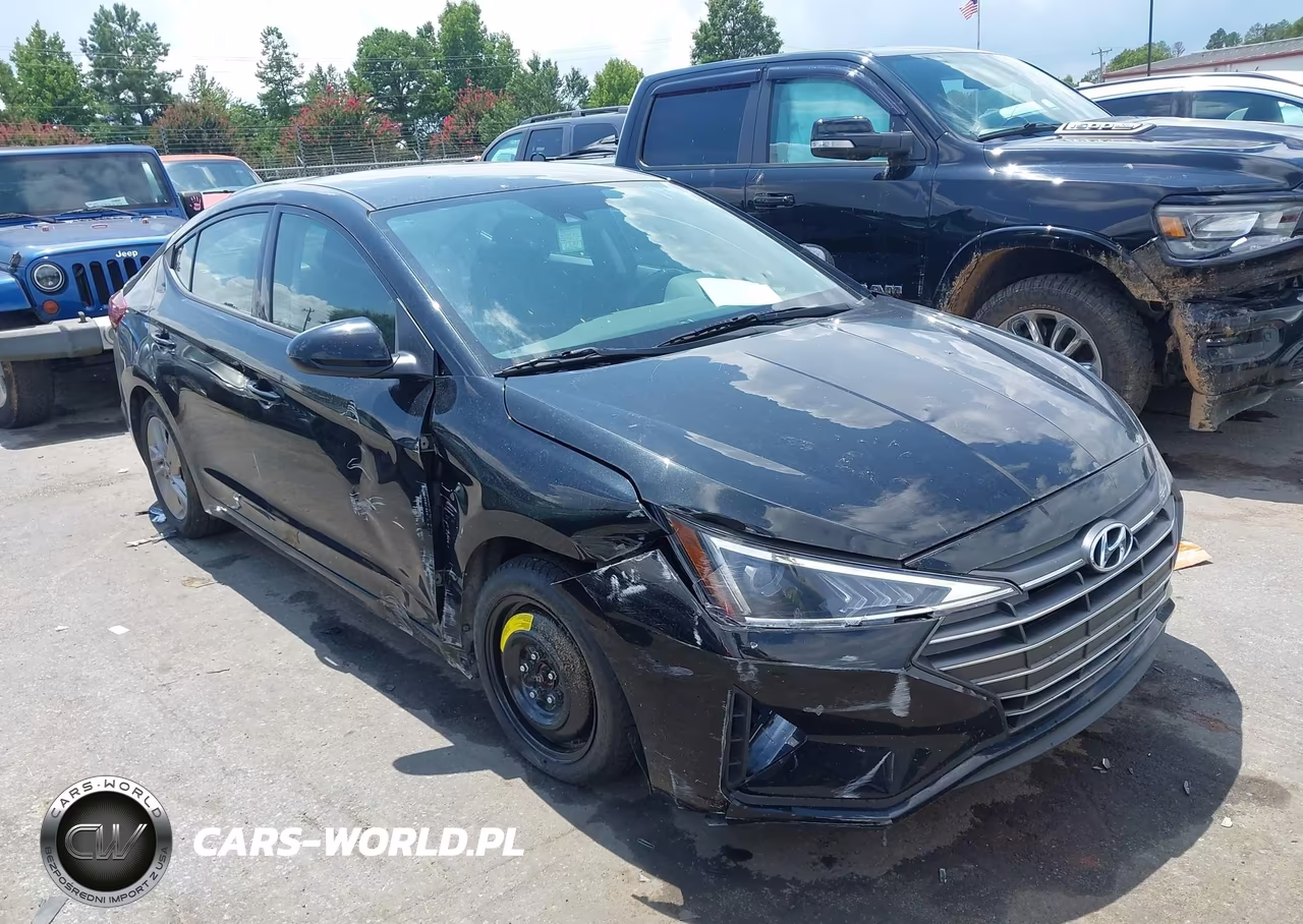 2019 Hyundai Elantra Sel VIN:5NPD84LF2KH447811 - 13