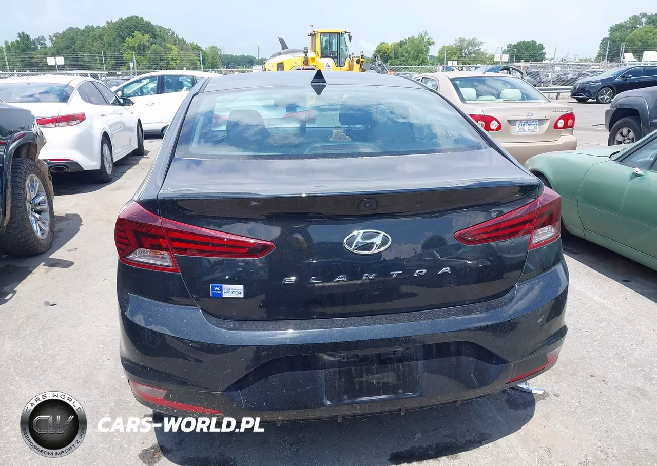 2019 Hyundai Elantra Sel VIN:5NPD84LF2KH447811 - 16