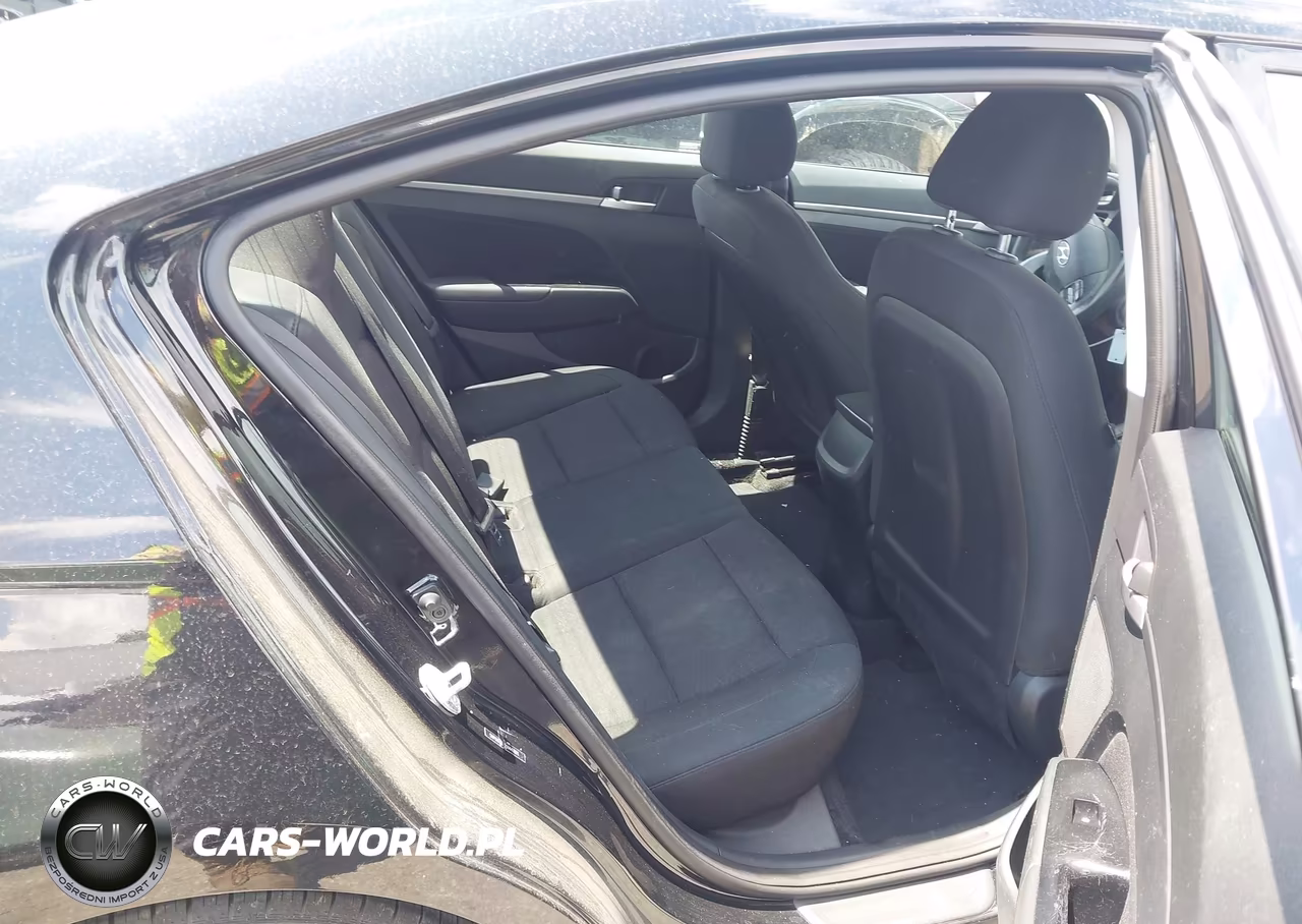 2019 Hyundai Elantra Sel VIN:5NPD84LF2KH447811 - 8