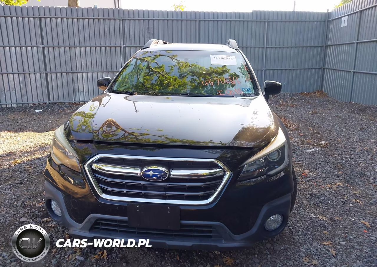2018 Subaru Outback 2.5I Premium VIN:4S4BSACC4J3354078 - 12