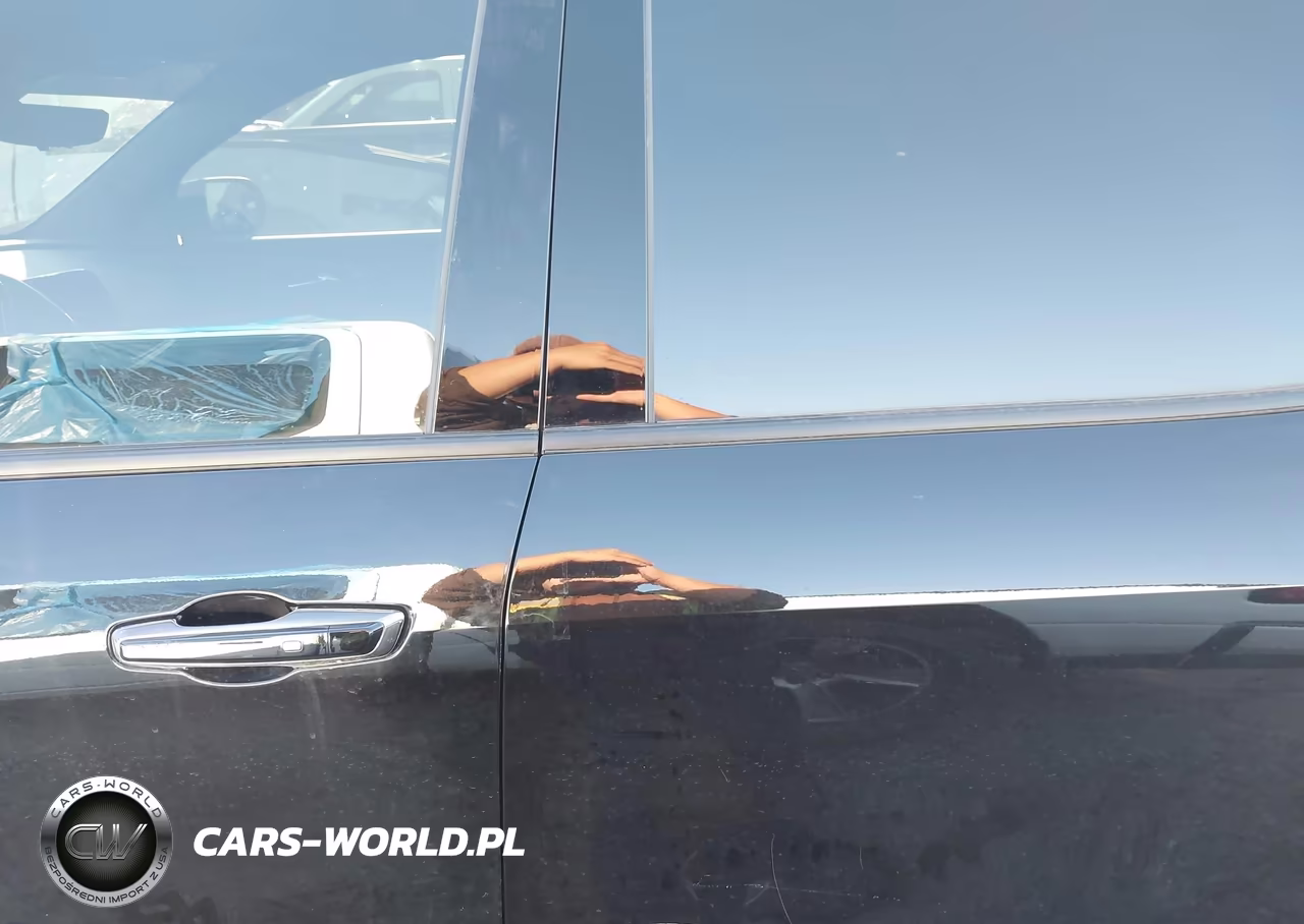 2026 Chevrolet Traverse Fwd High Country VIN:1GNERKKS1TJ156205 - 14