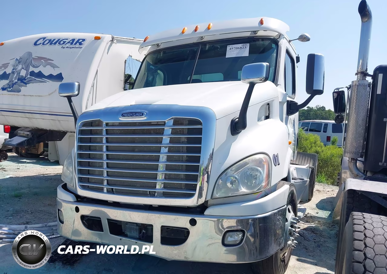 2013 Freightliner Cascadia 113 VIN:1FUJGBDV7DLFD0866 - 11