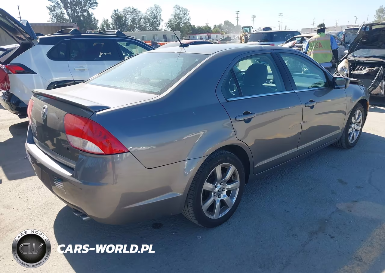 2010 Mercury Milan Premier VIN:3MEHM0JA7AR613182 - 4