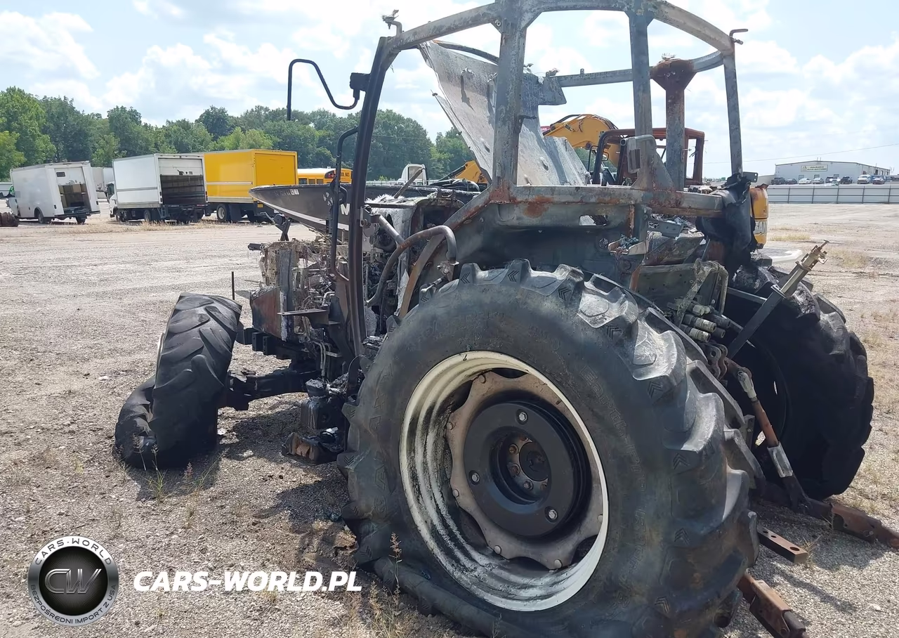 2017 New Holland Tractor VIN:ZHLE50077 - 3