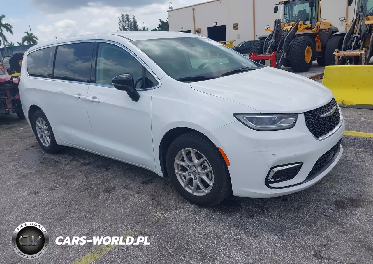 2024 Chrysler Pacifica Touring L – zdjęcie 1 z 18