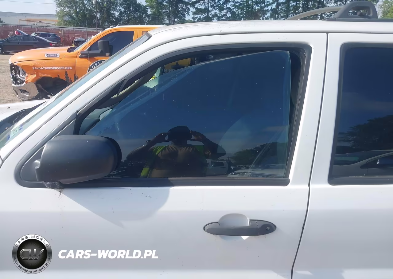 2006 Ford Escape Hybrid VIN:1FMYU95H06KC73538 - 6