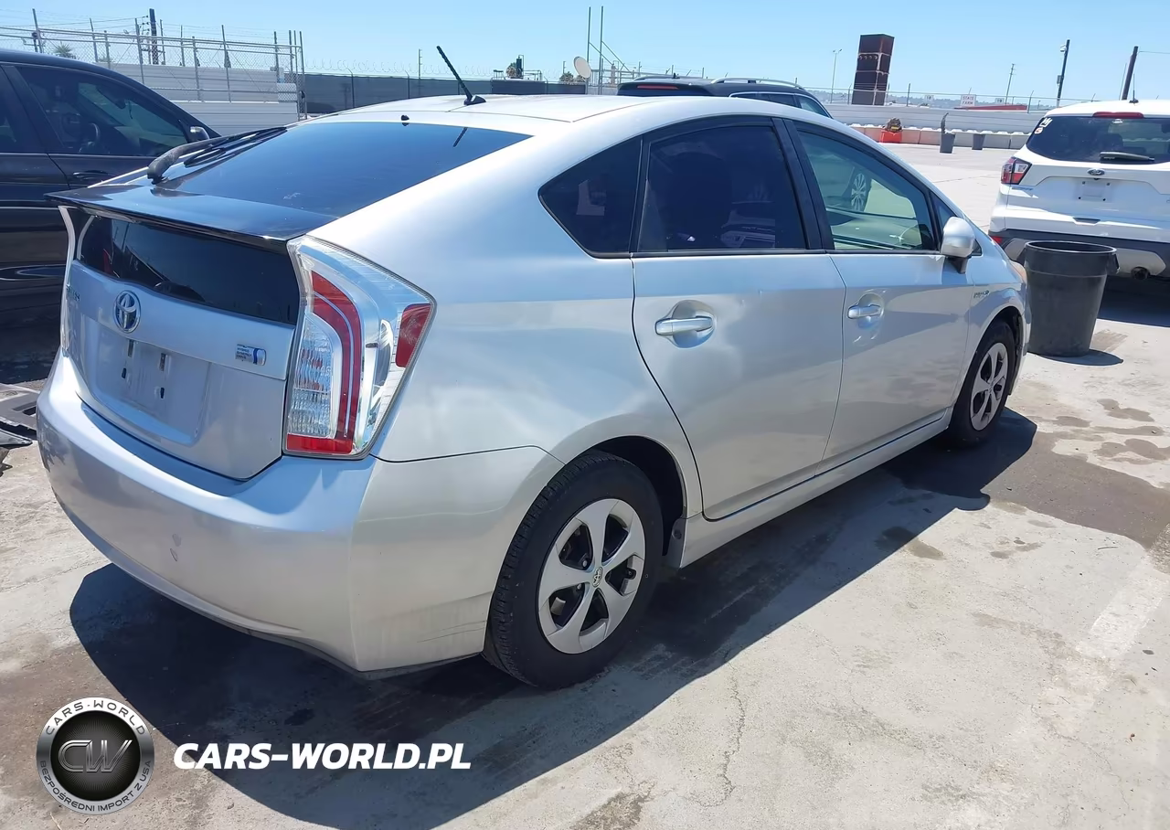2012 Toyota Prius Two VIN:JTDKN3DU0C5432278 - 4