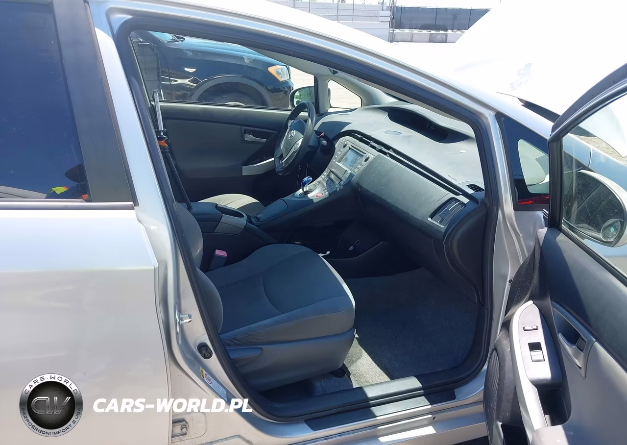 2012 Toyota Prius Two VIN:JTDKN3DU0C5432278 - 5