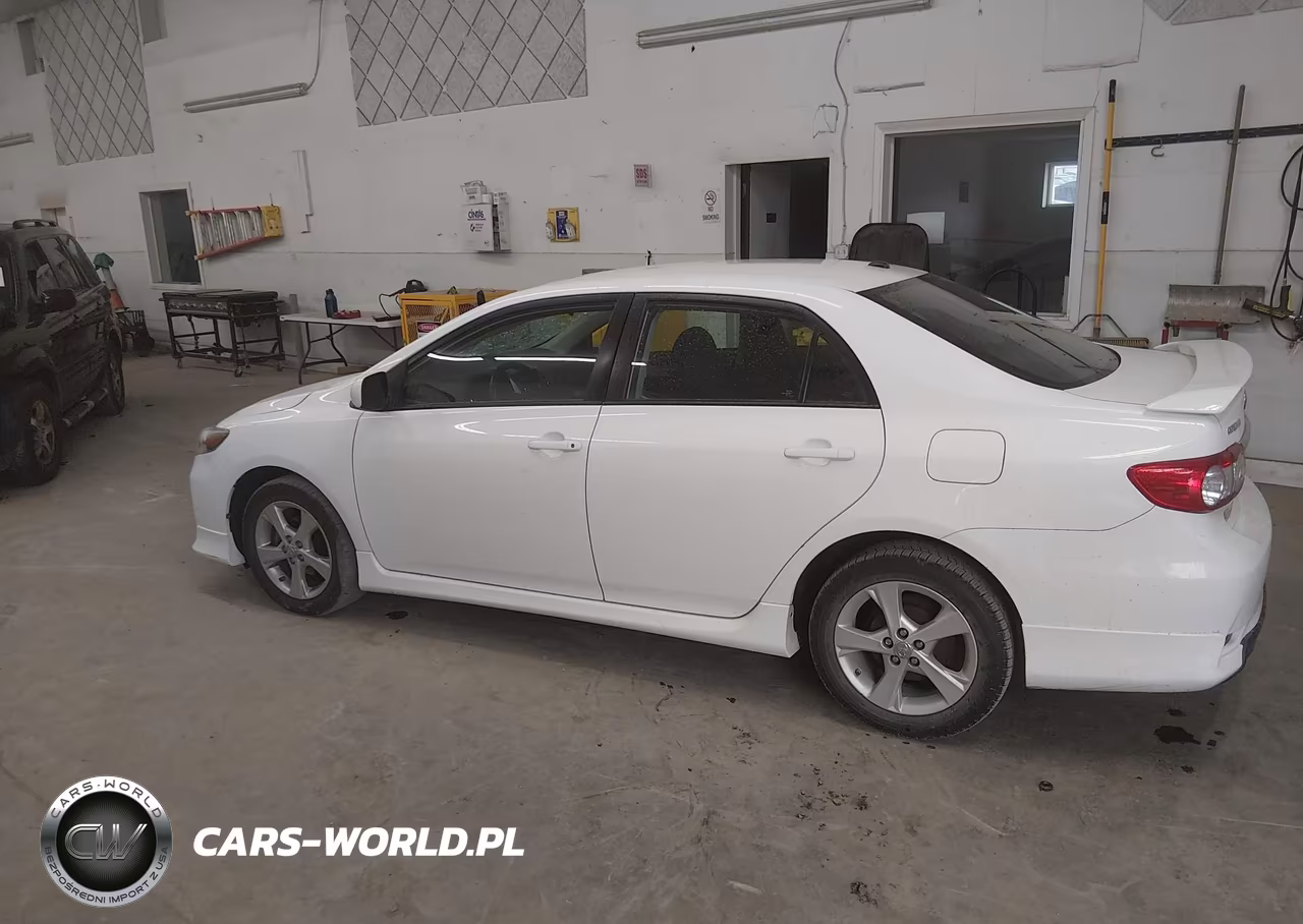 2011 Toyota Corolla S VIN:2T1BU4EE0BC696022 - 14